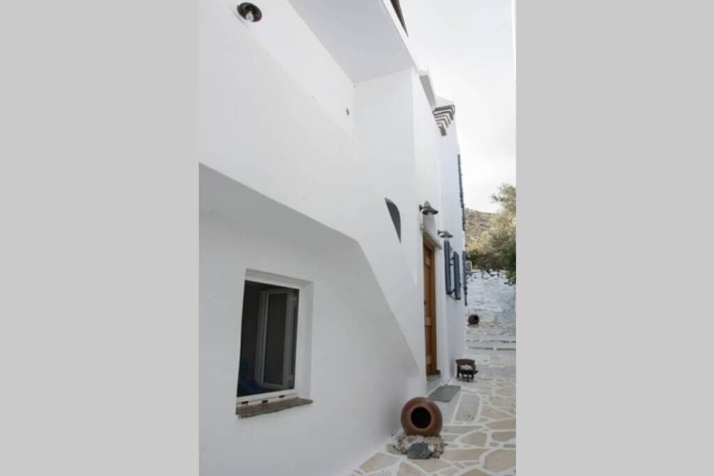 Traditional Cycladic Beauty photo 7