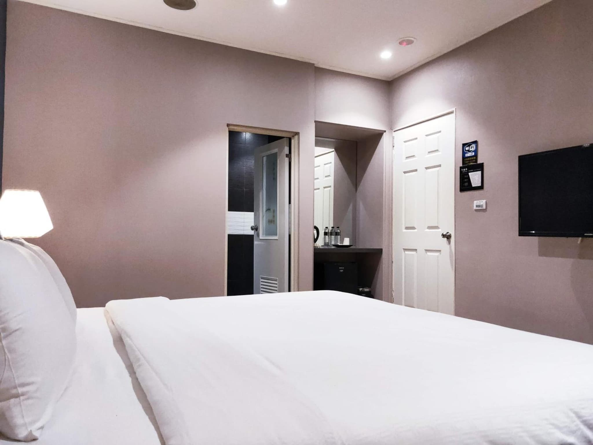 Roppongi Motel photo 4