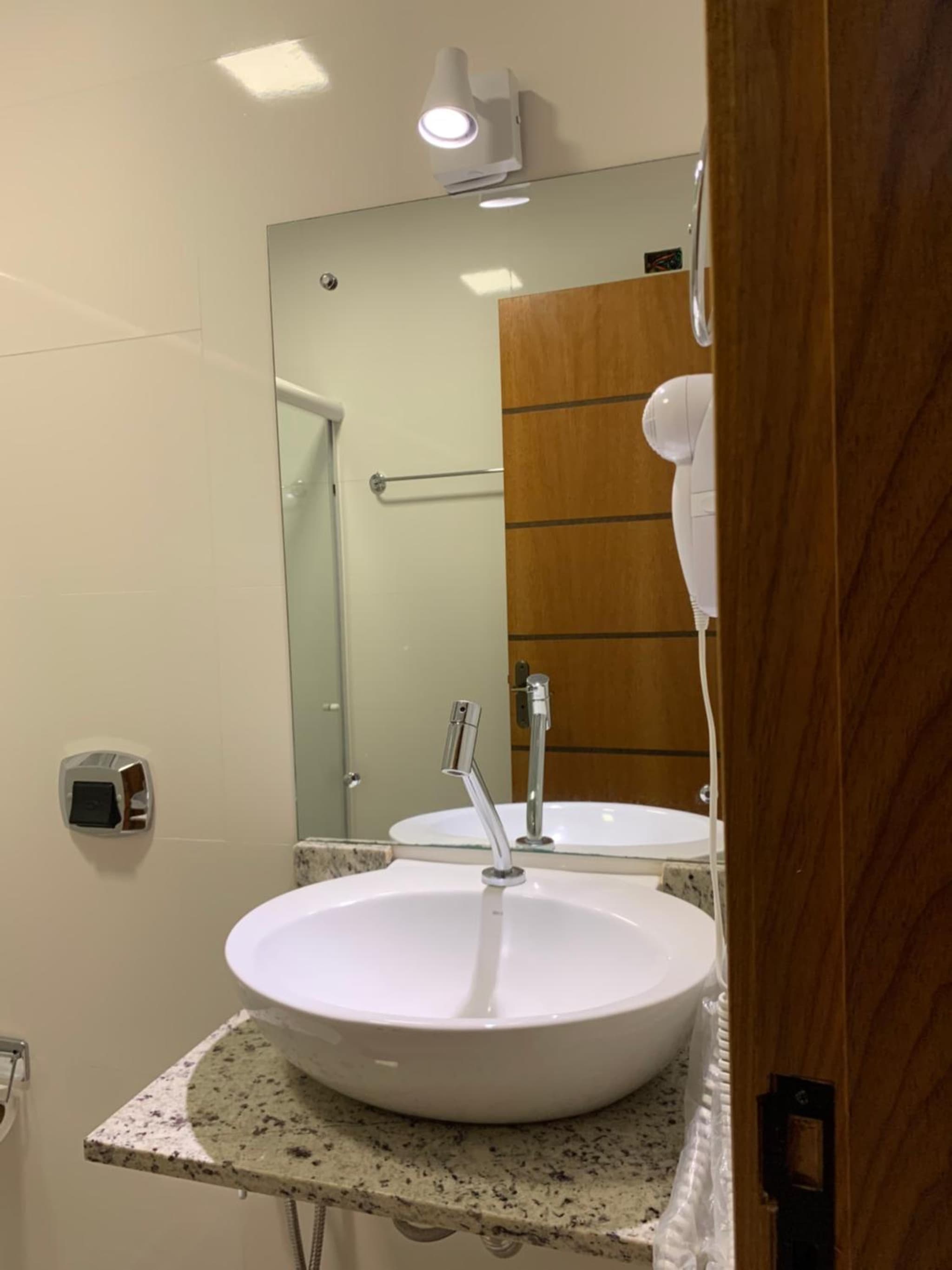 Roll Inn Hotel photo 3