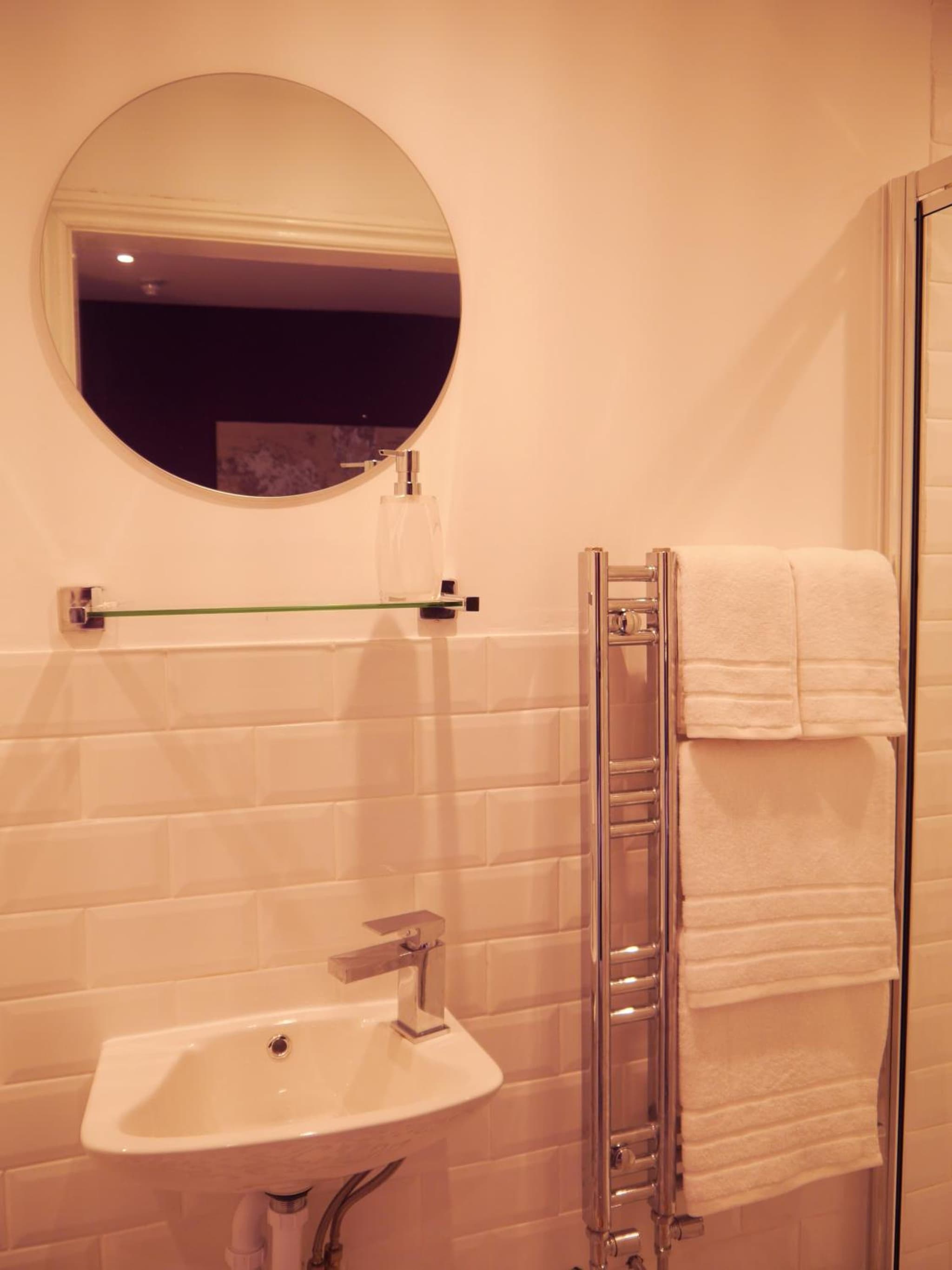 Guestling Hall Hotel photo 9