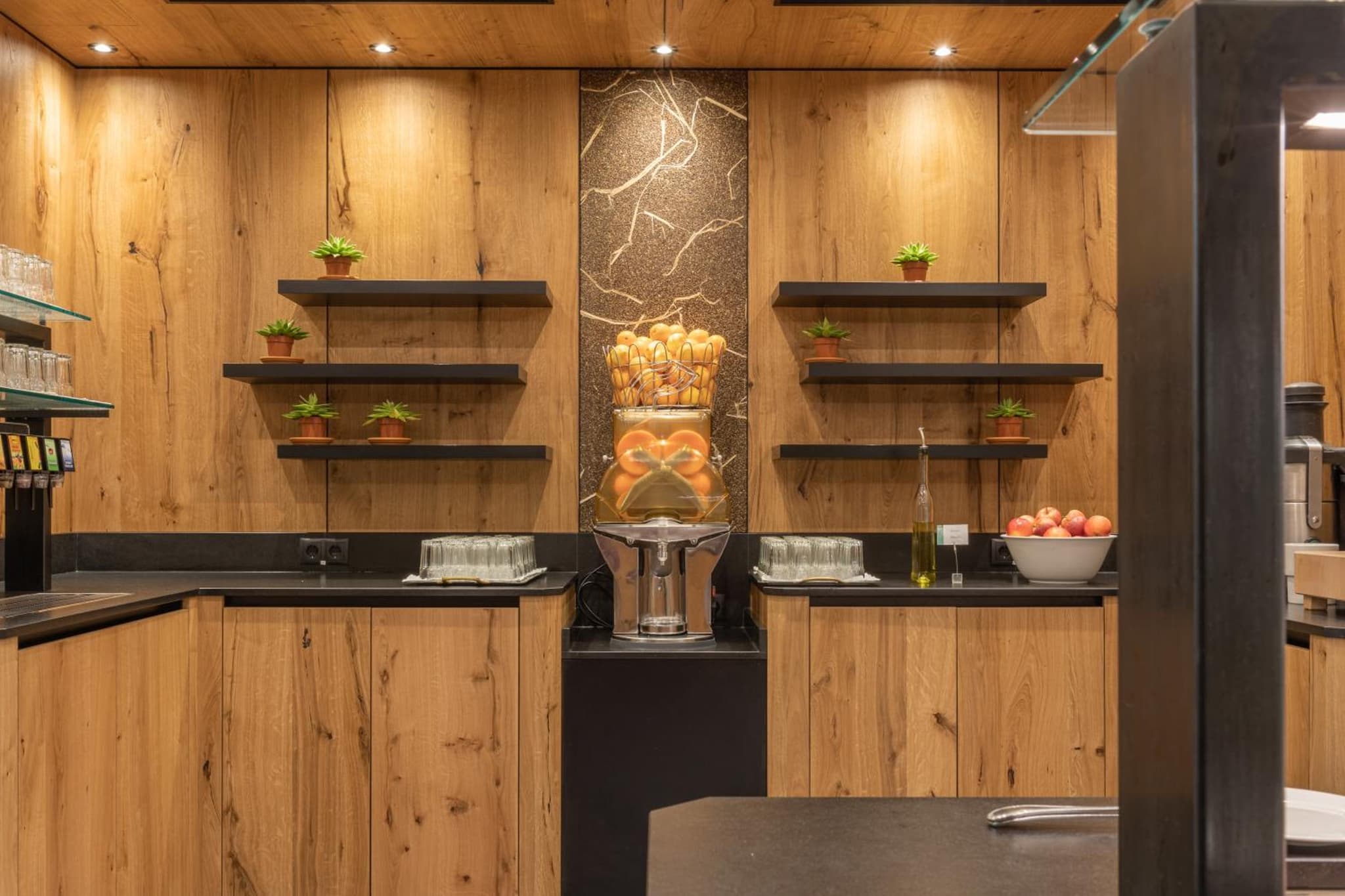 VALARA Alpine Art Hotel photo 7
