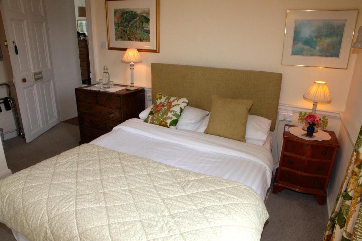 Willowhill House photo 2