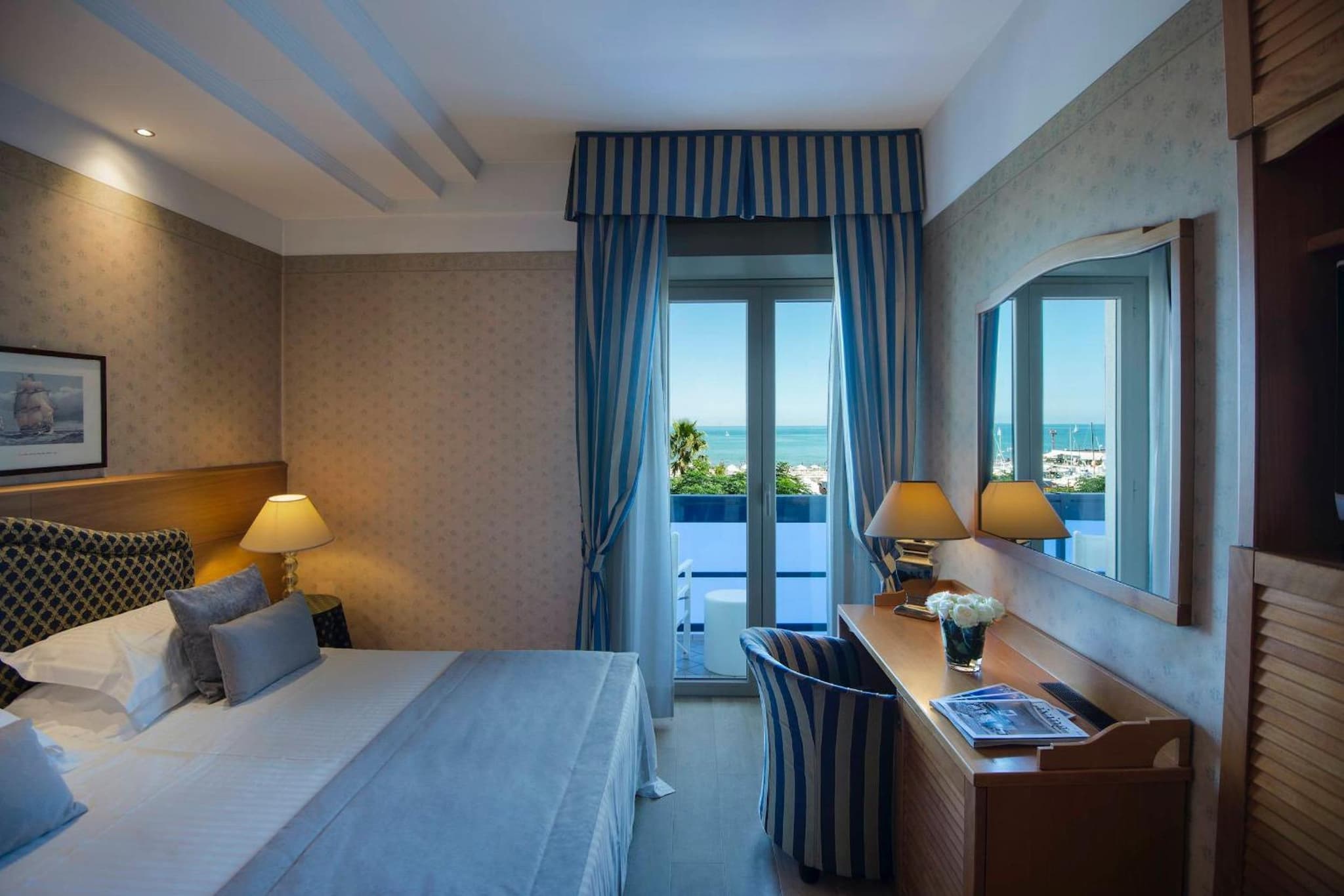 Hotel Lungomare photo 2