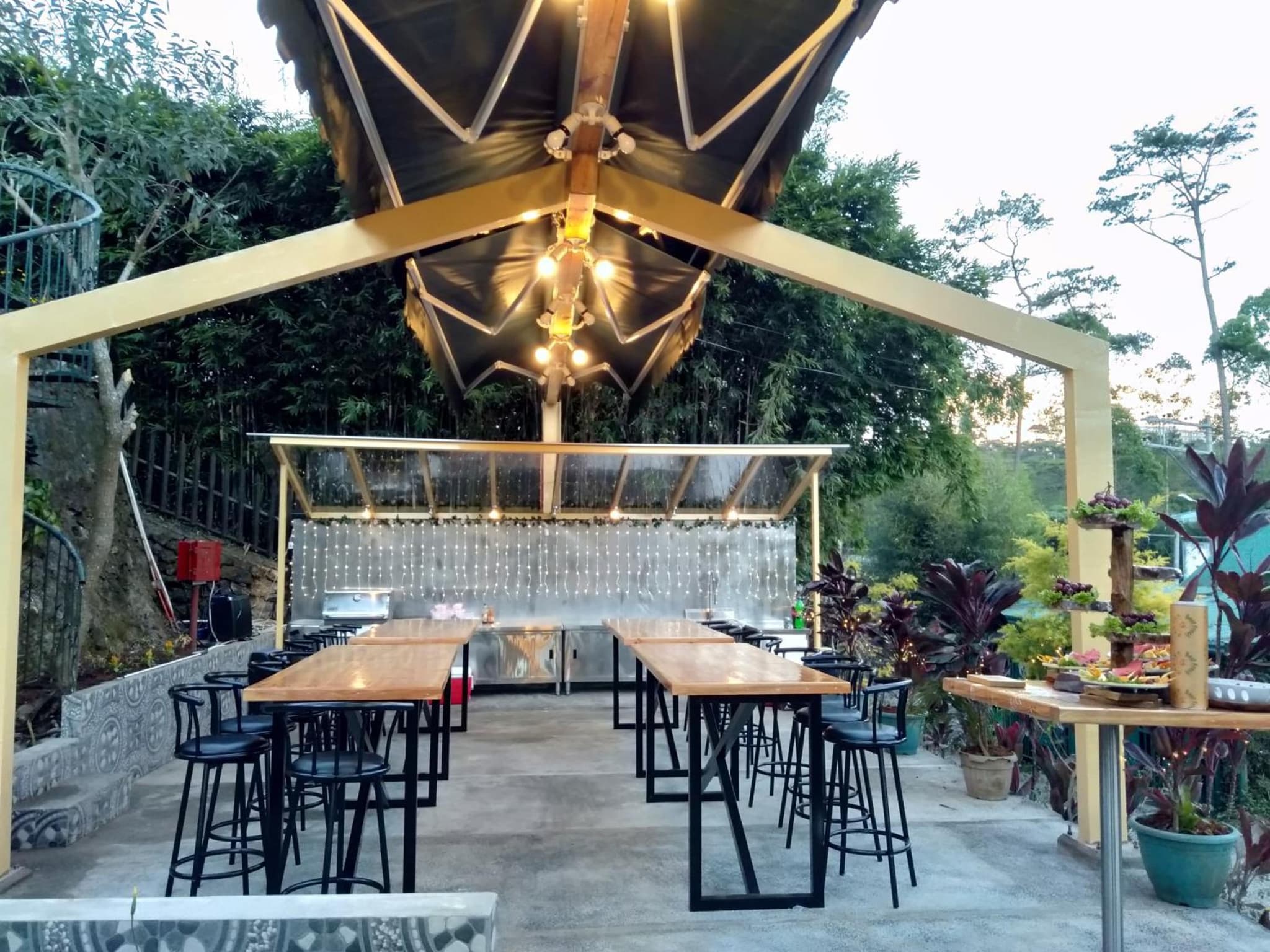 Log Cabin Hotel - Baguio photo 6