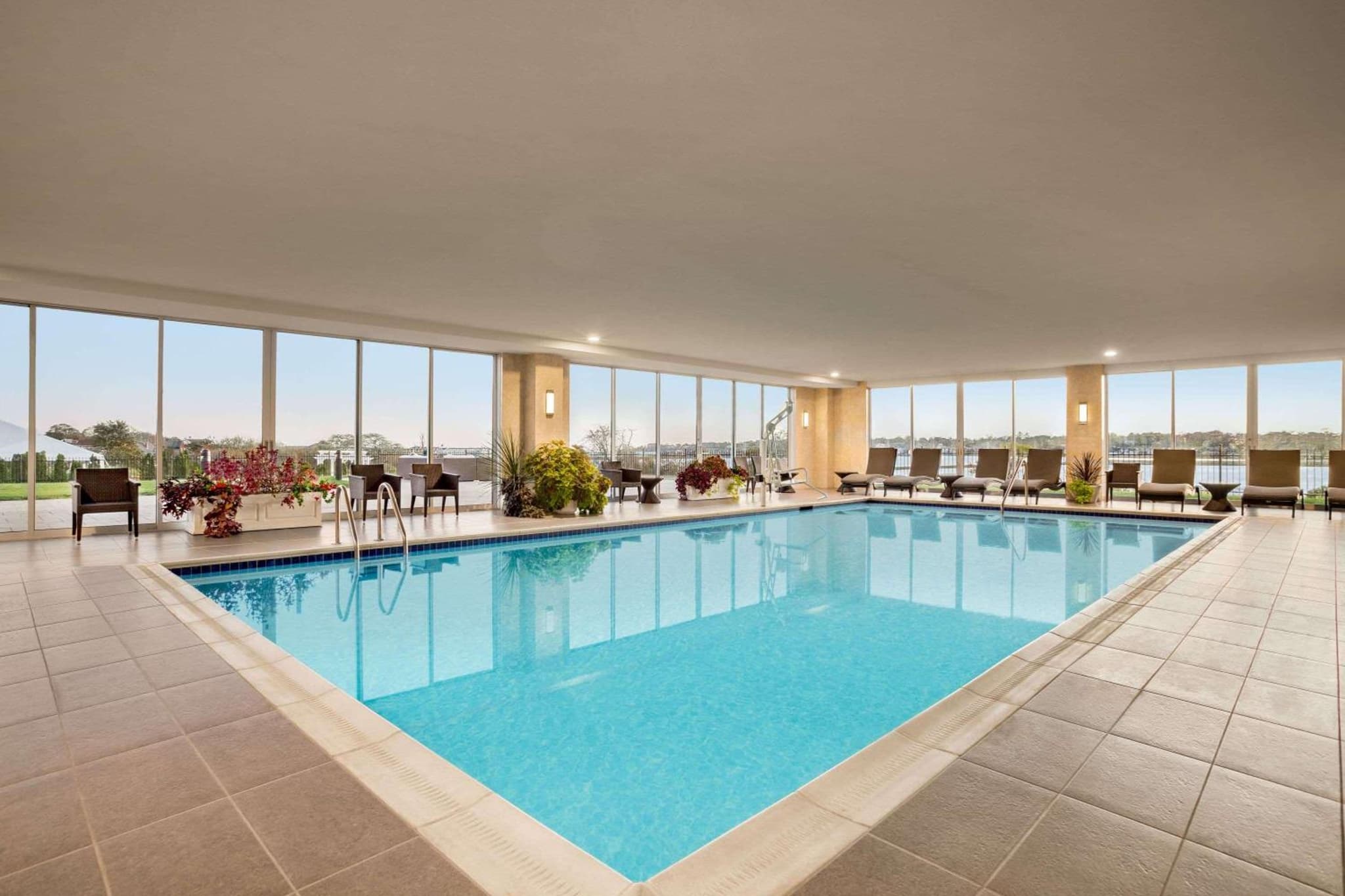 Wyndham Newport Hotel photo 3