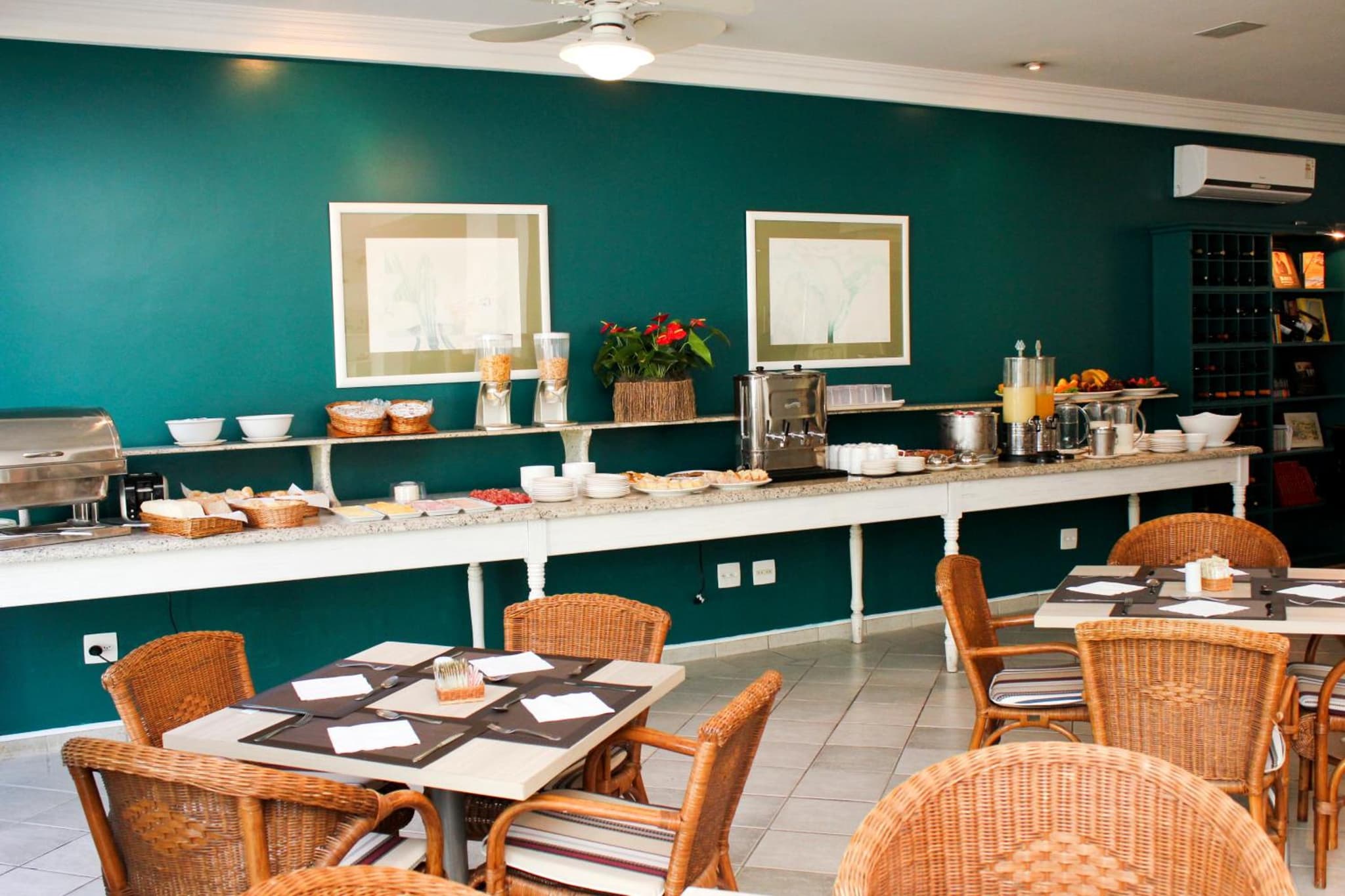Vitória Hotel Residence NewPort photo 9