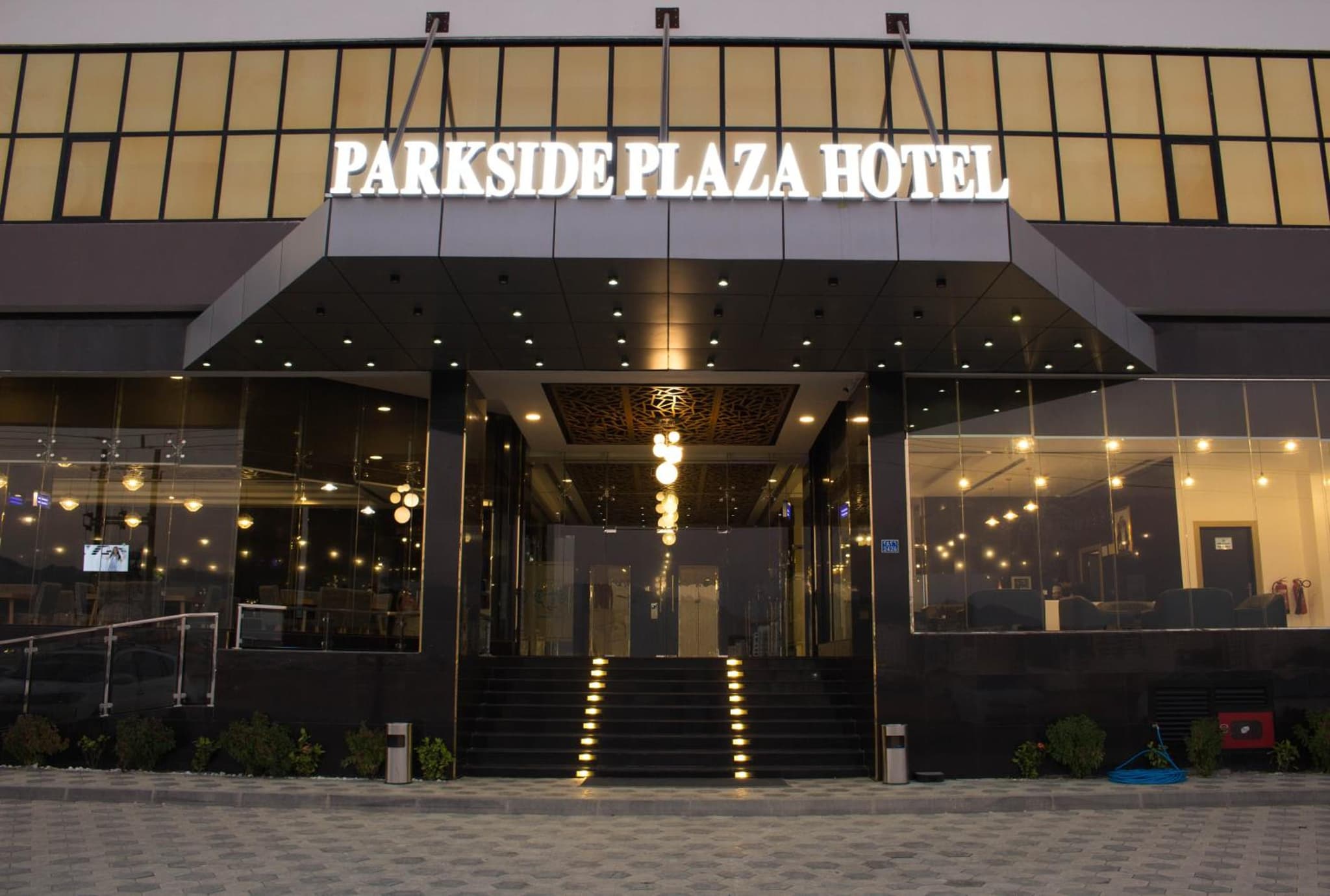 Parkside Plaza Muscat photo 7