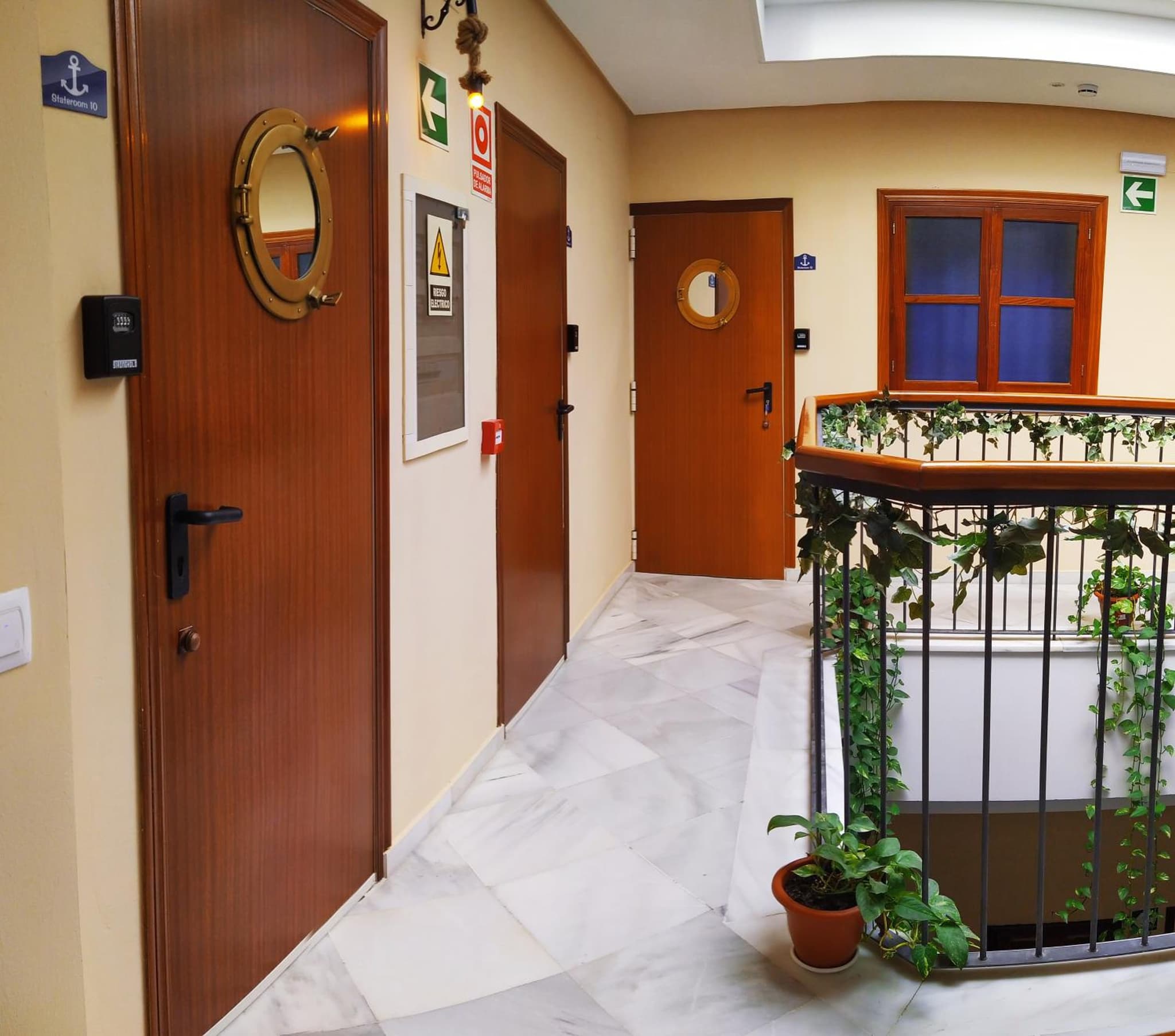 Hostal Casa Nautilus photo 4