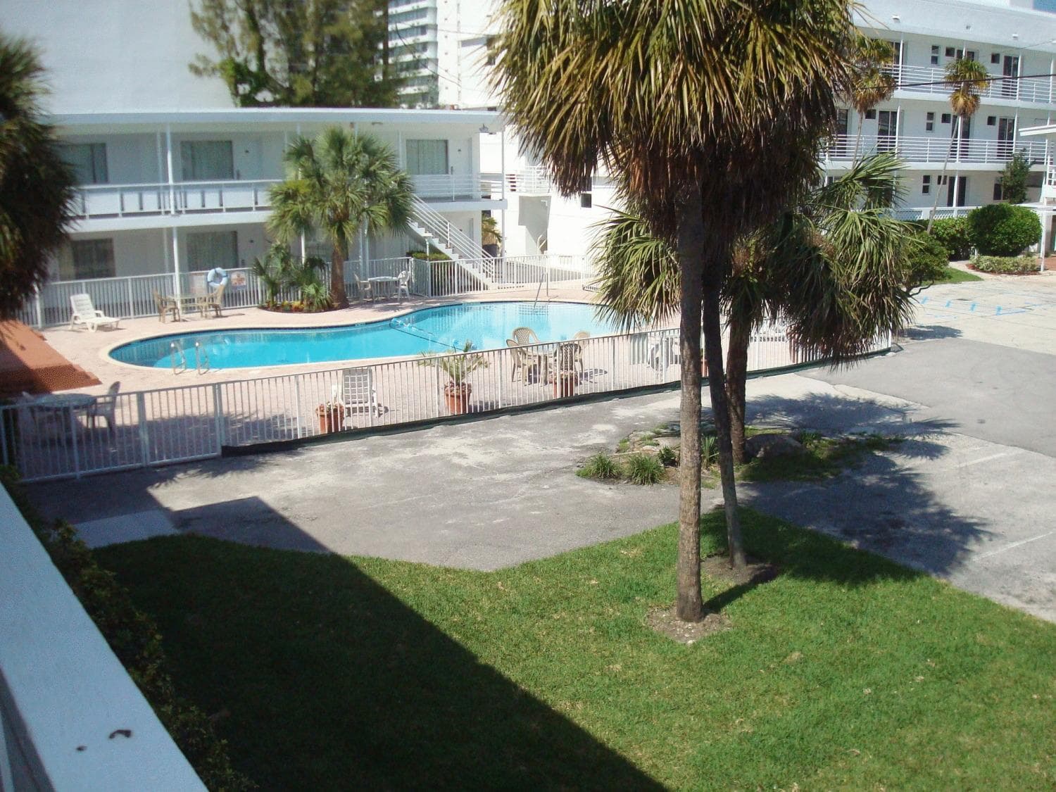 Collins Hotel photo 5