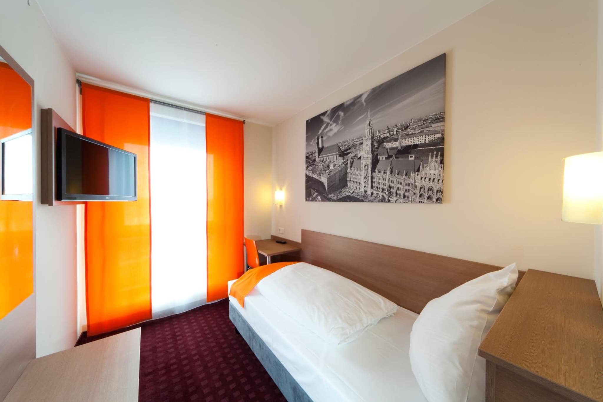 McDreams Hotel Wuppertal City photo 3