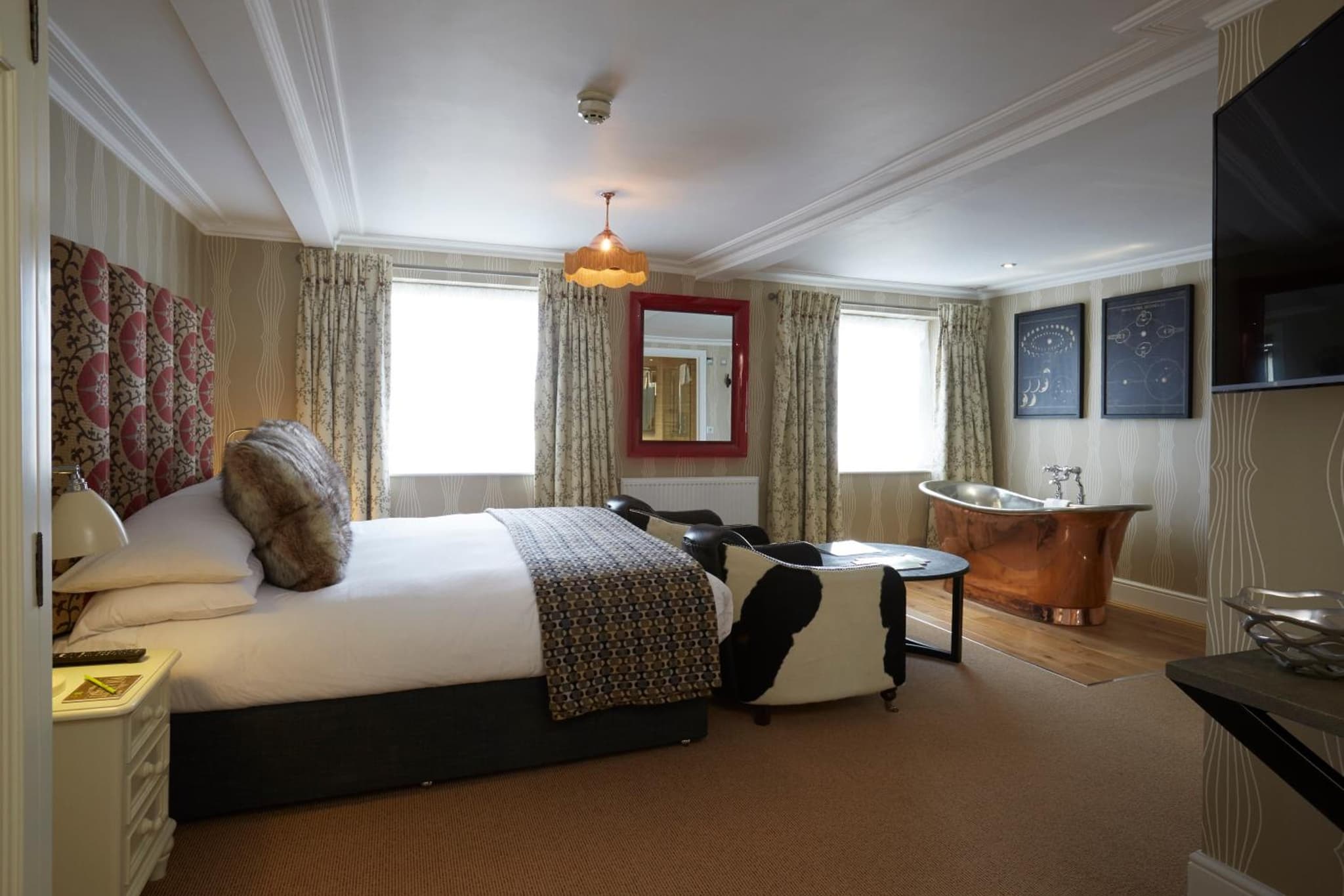 Angel Hotel photo 2