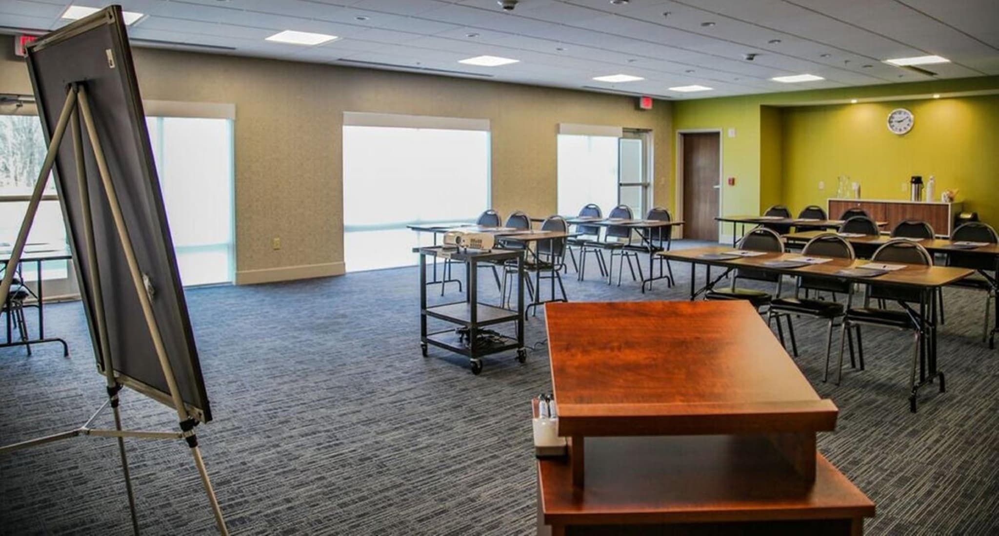 Holiday Inn Express & Suites Kingston-Ulster by IHG photo 8