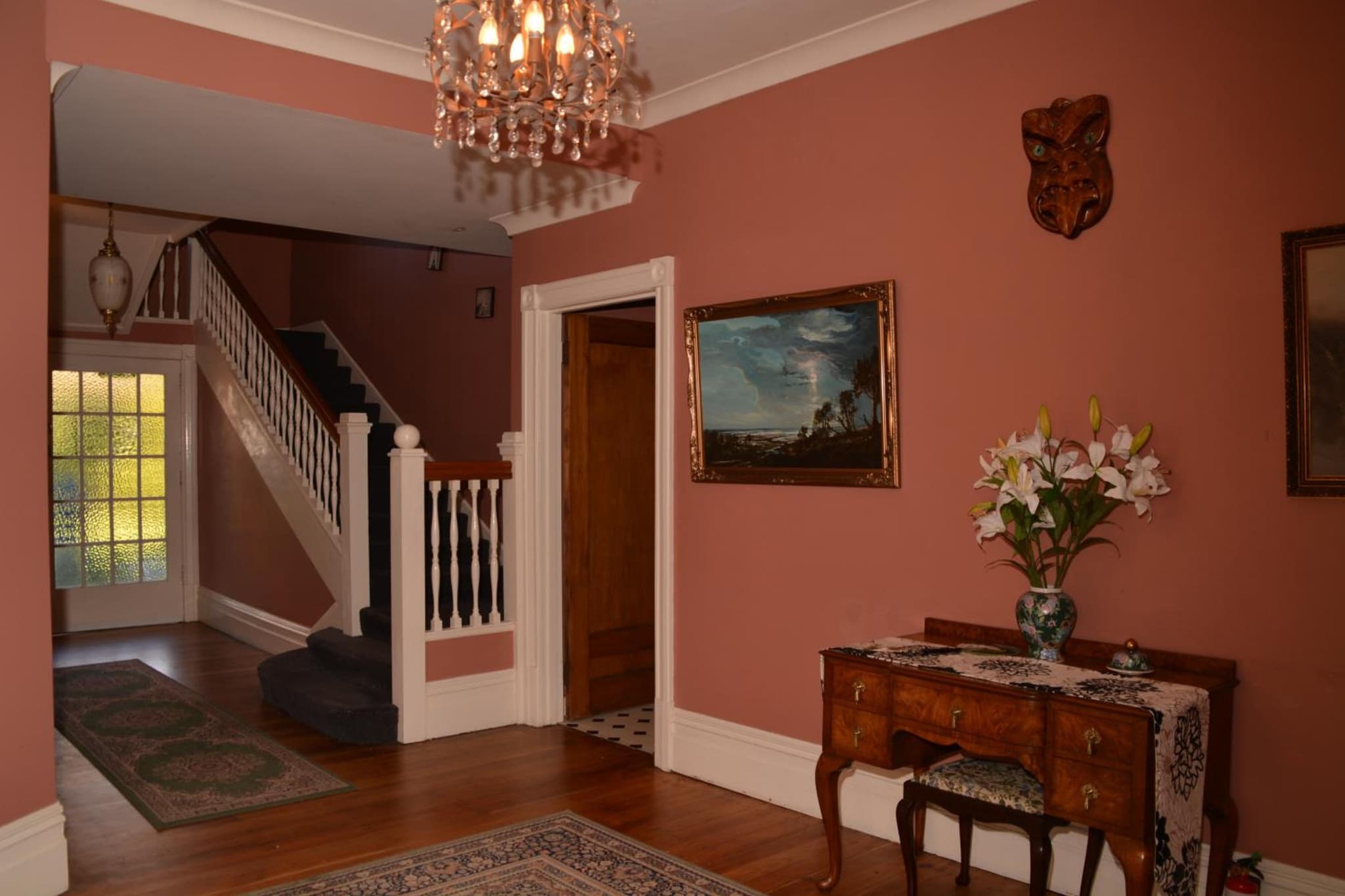 English Cherry Tree Manor photo 8