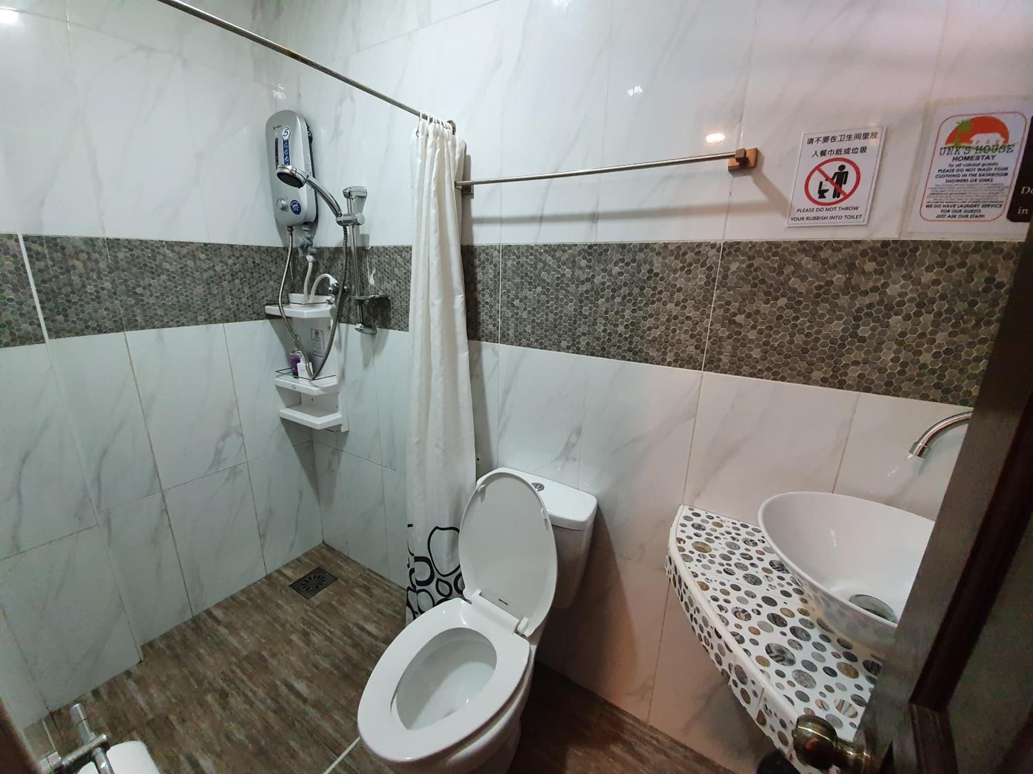 UNK'S HOUSE HOMESTAY photo 4