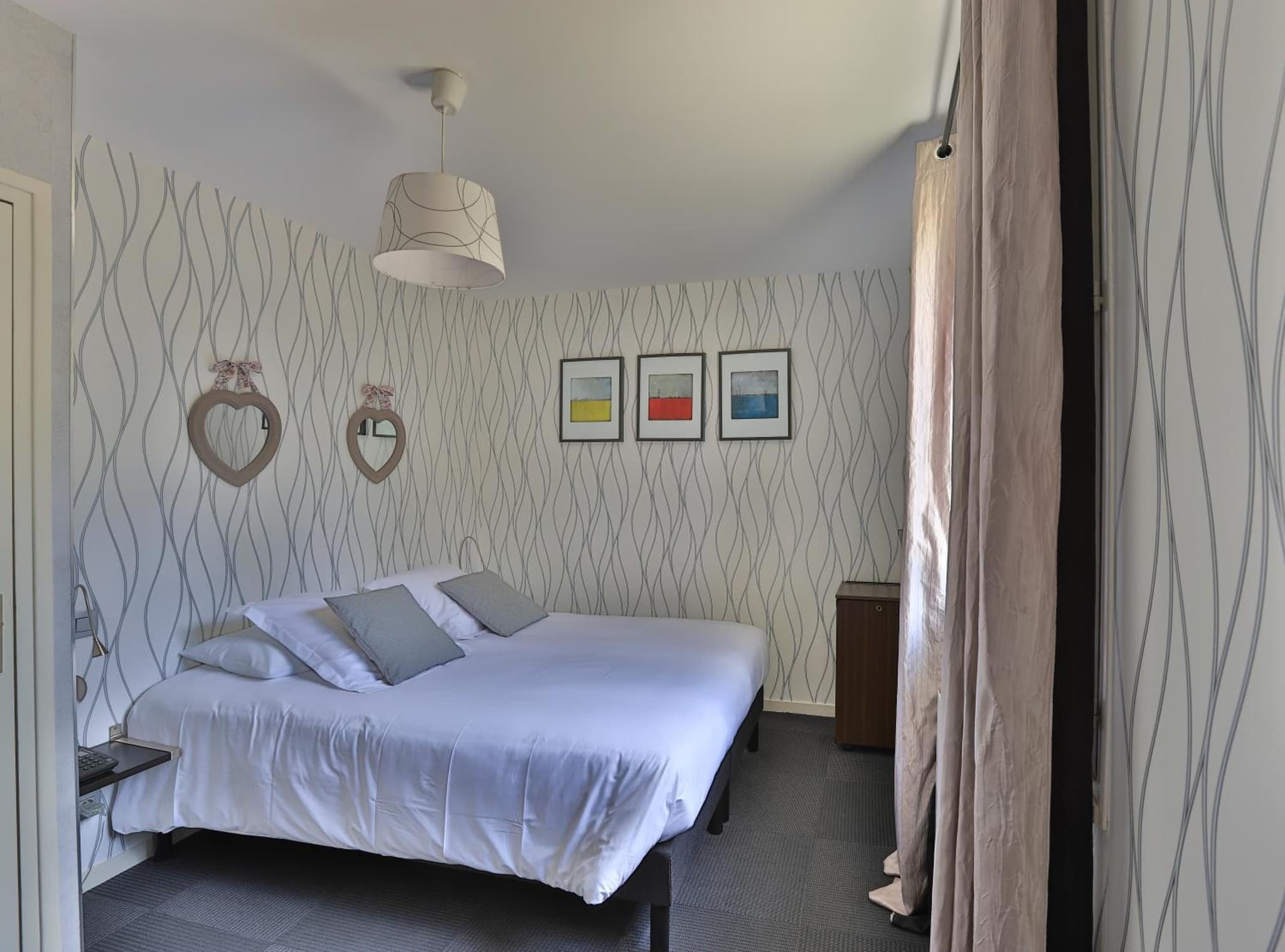 Logis Hotel Des Grands Vins photo 5