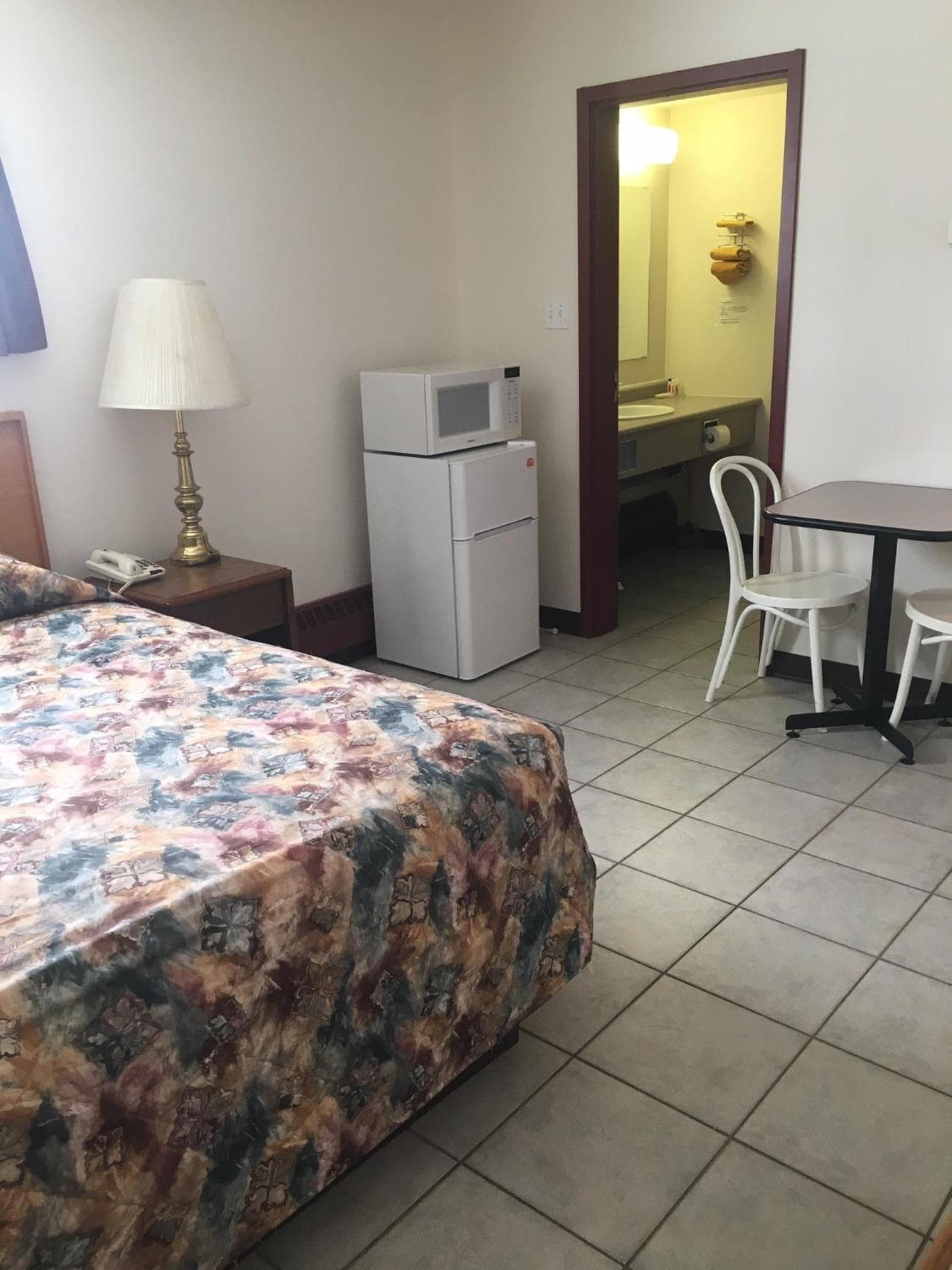Almada Inn photo 5