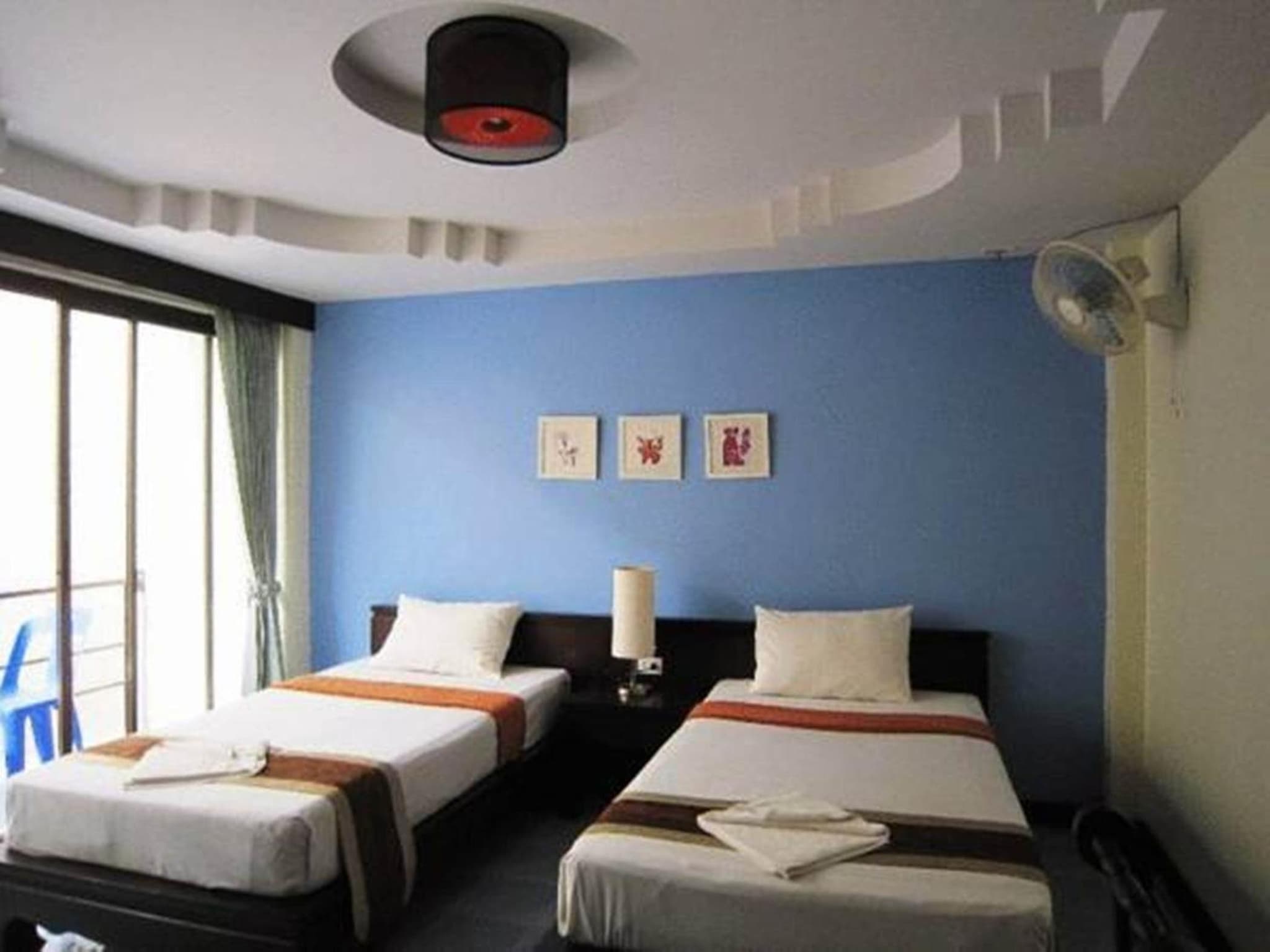J Hotel photo 6