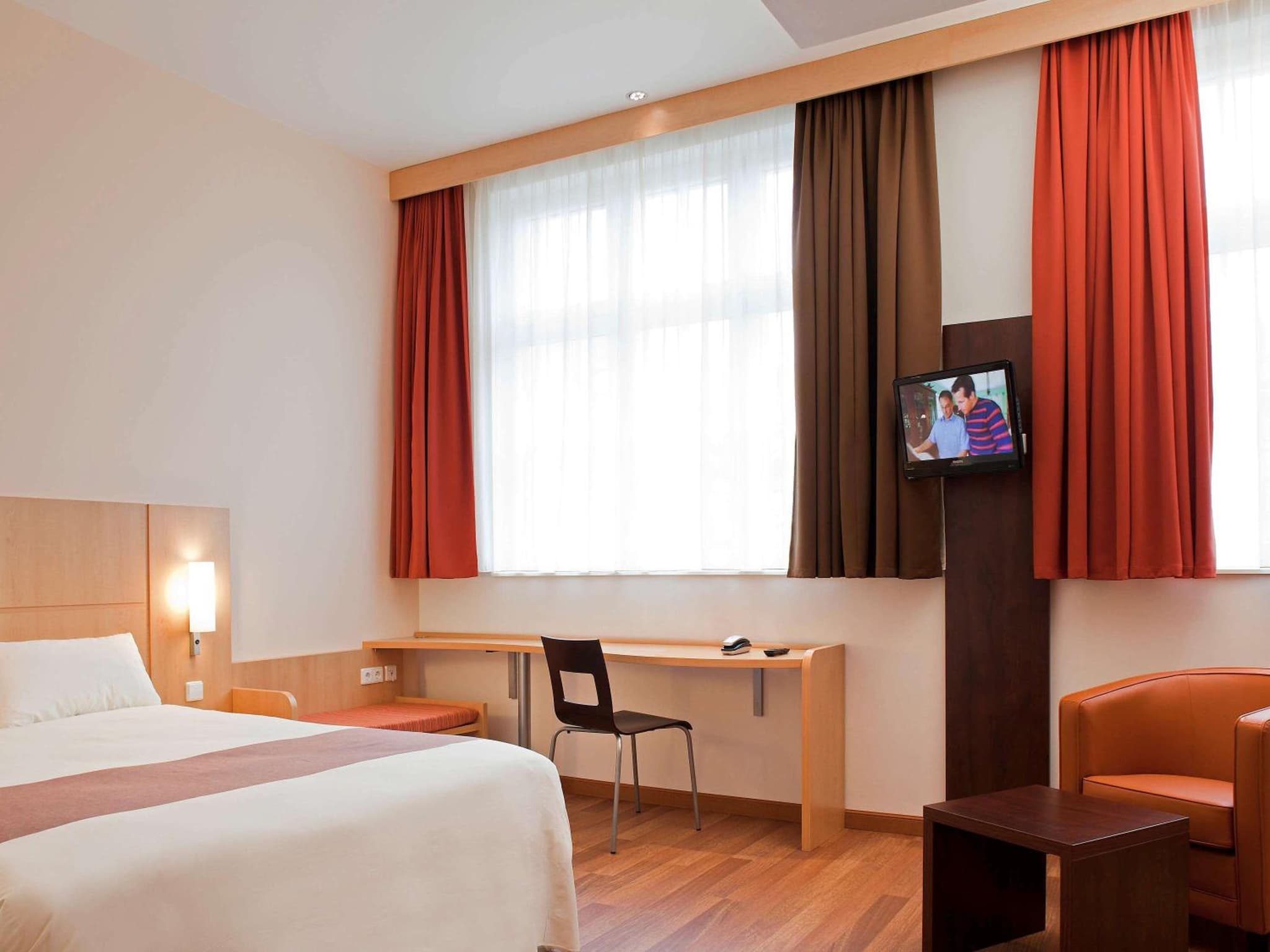 ibis Karlsruhe Hauptbahnhof photo 7