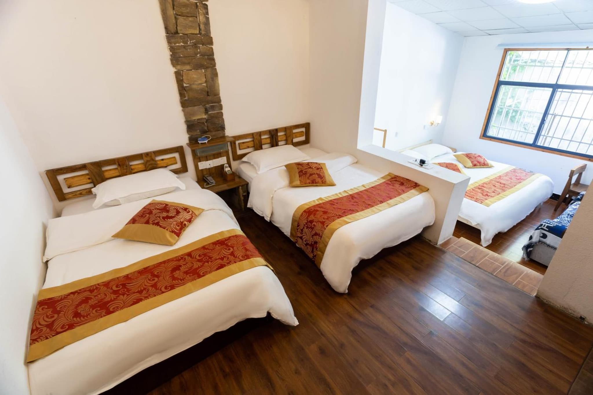 Destination Youth Hostel-Walk 5 minutes to east entrance of national park,Coffee,Book tickets,Laundry service,Experienced tour guide service photo 9