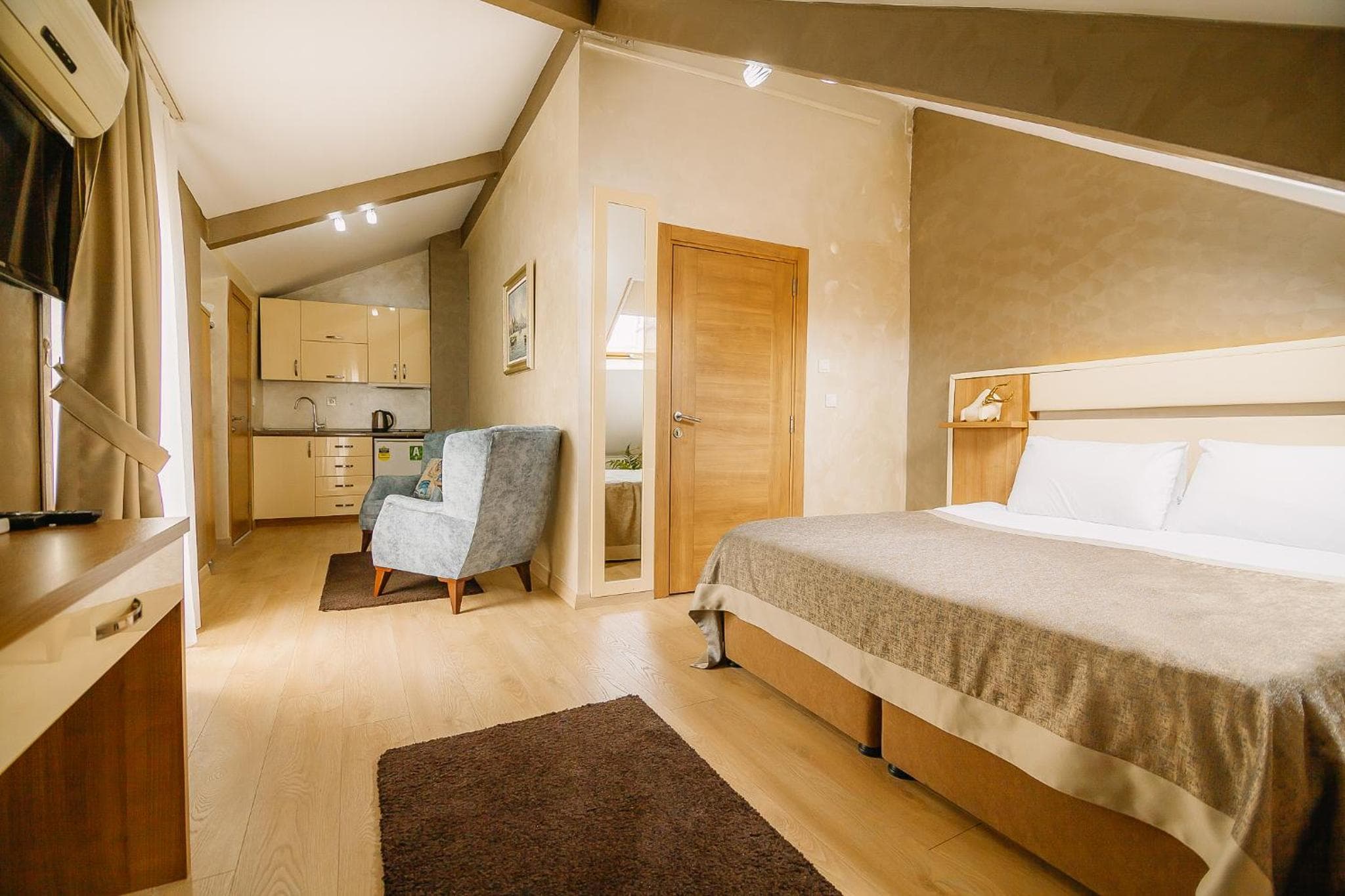 hotel room