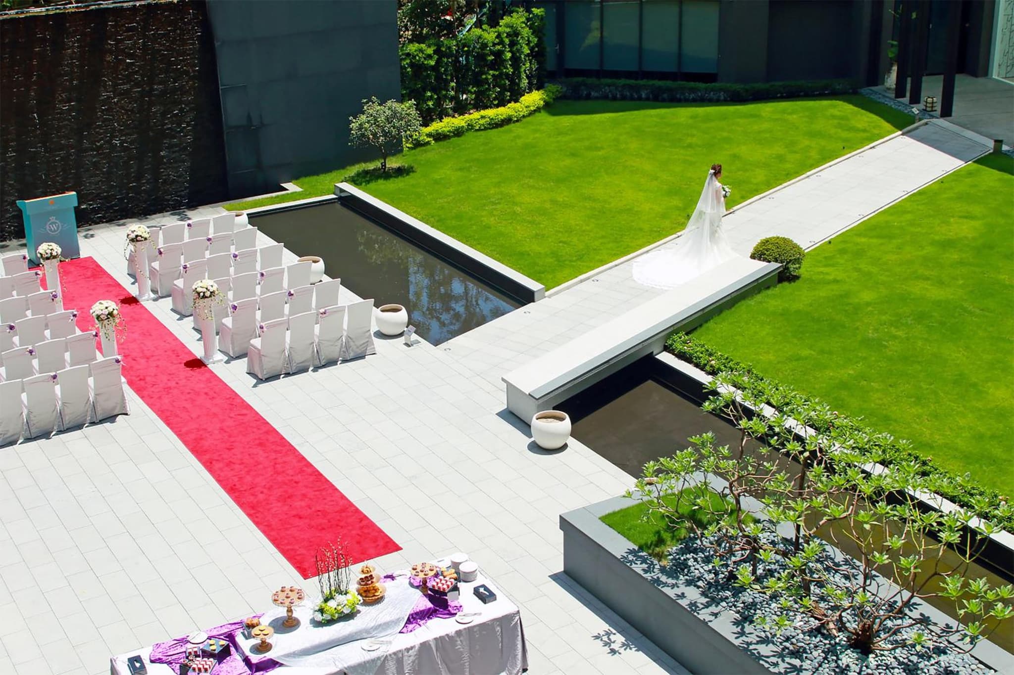 meeting & event spaces