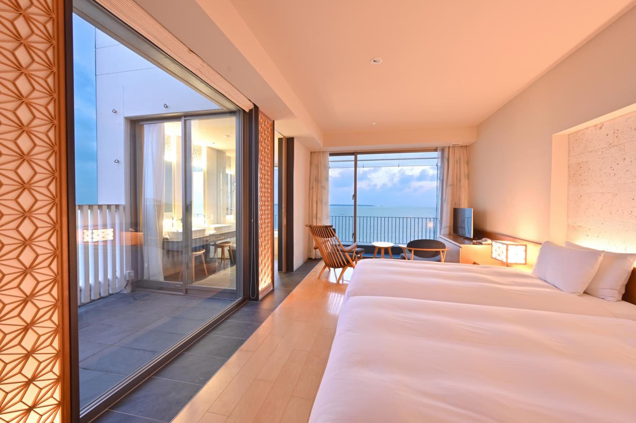Beach Hotel Sunshine Ishigakijima photo 4