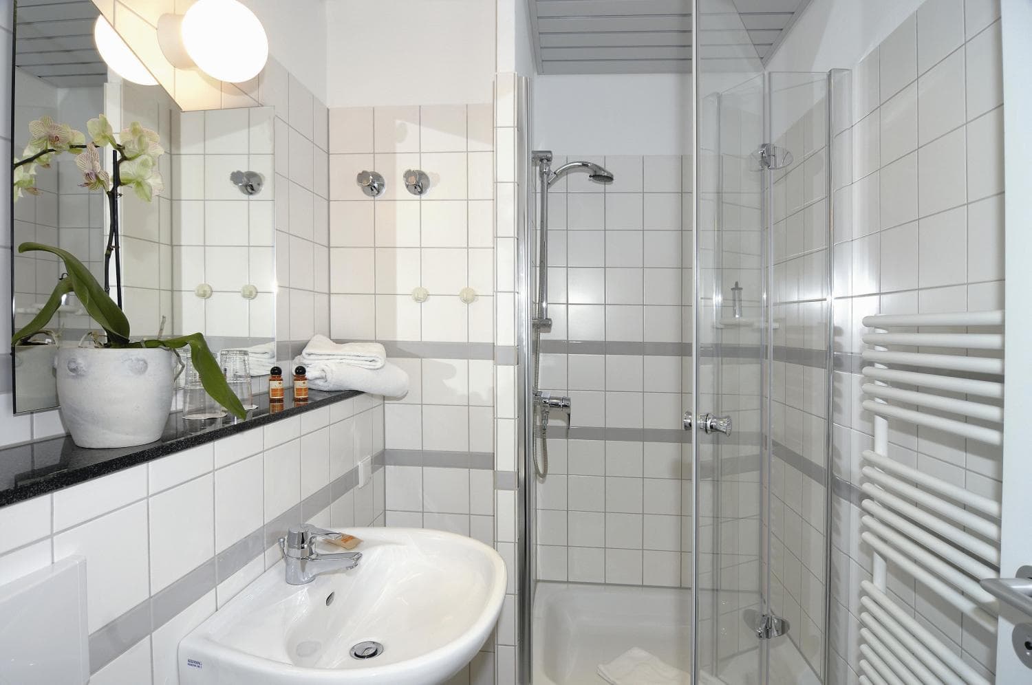Hotel NeuHaus photo 9