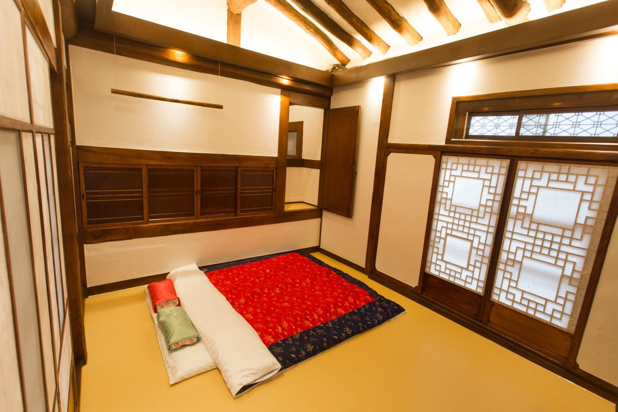 Hanok1957 photo 3