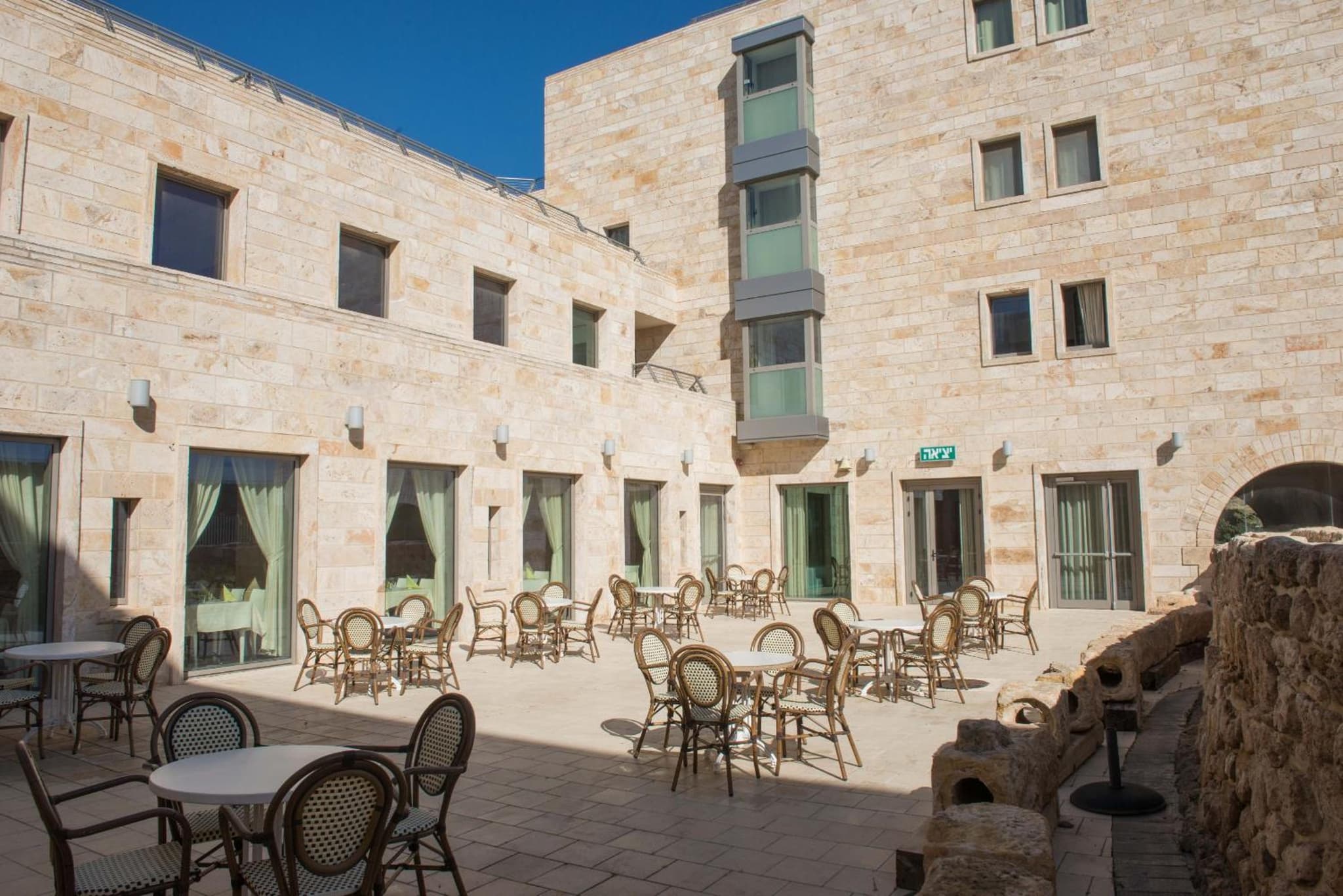 HI - Akko Knights Hostel photo 5