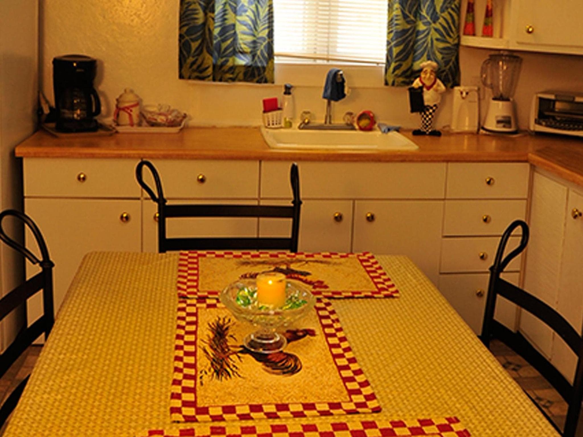 Willows Motel photo 9