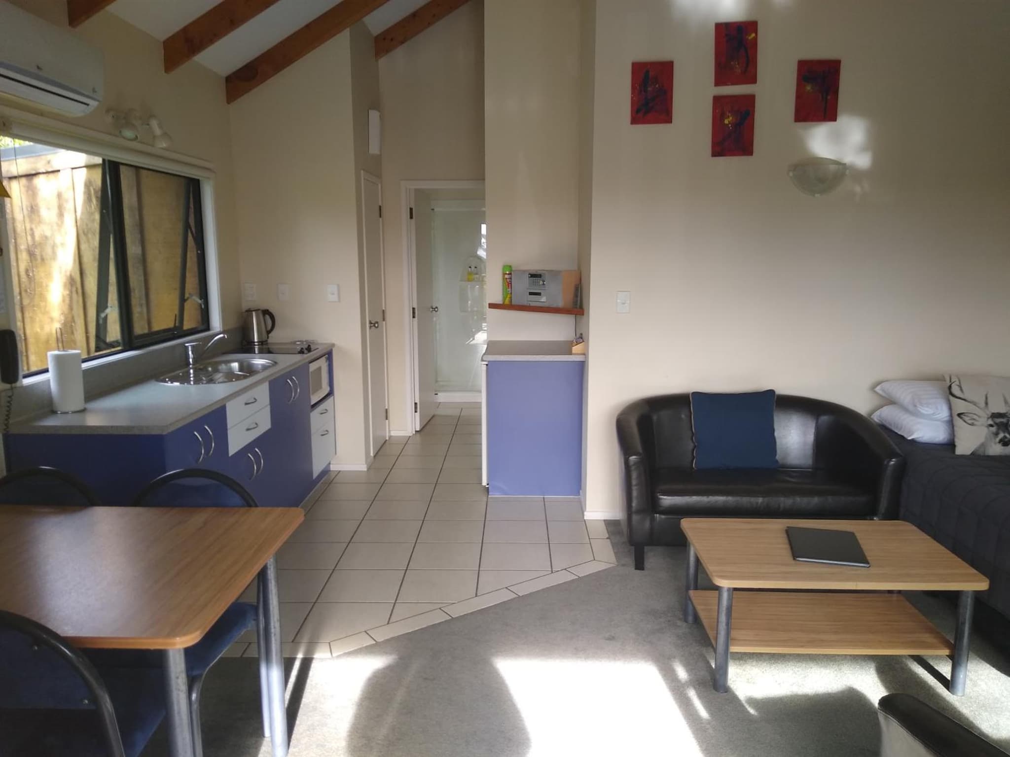 Kerigold Secluded Chalets Motel photo 8