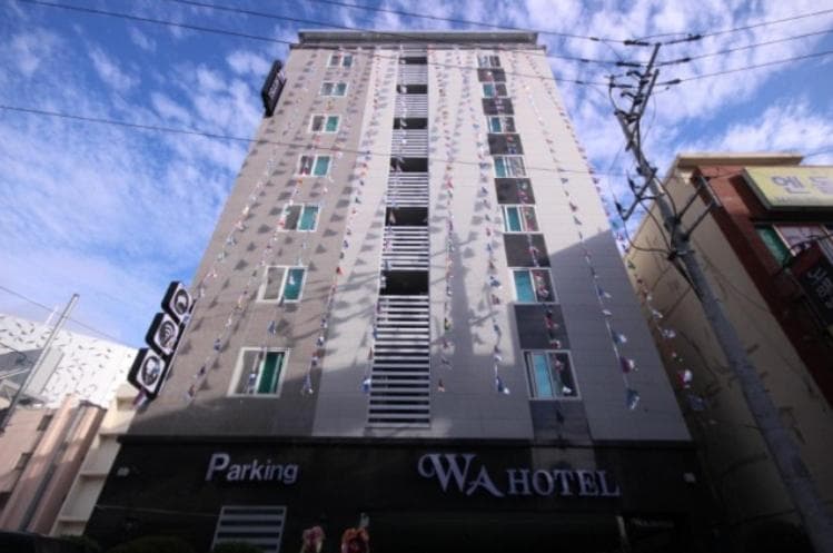 WA Hotel