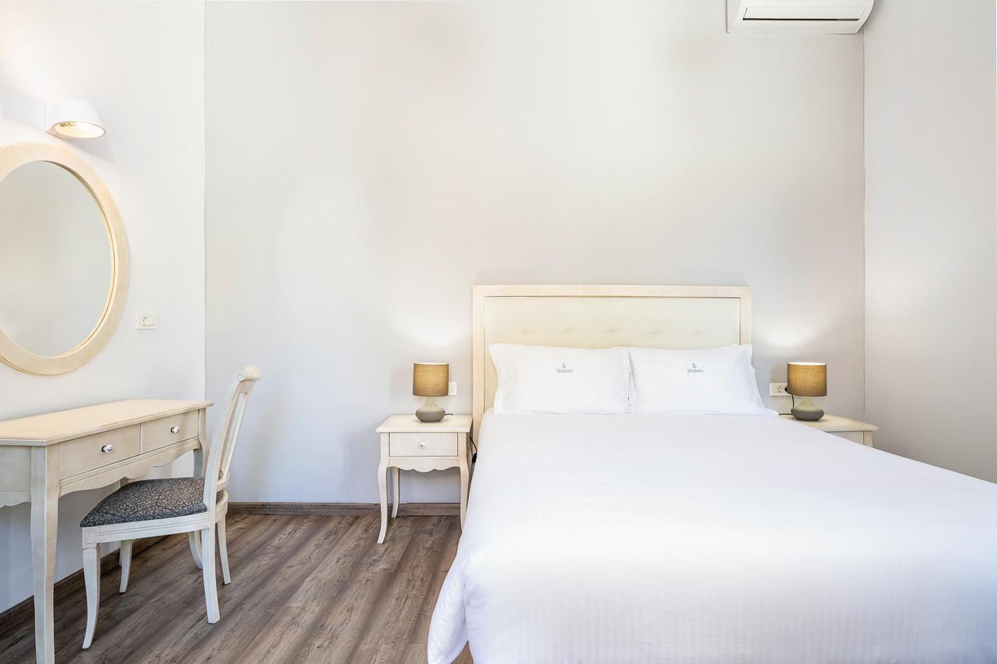 Shalom Luxury Rooms Daliani photo 4