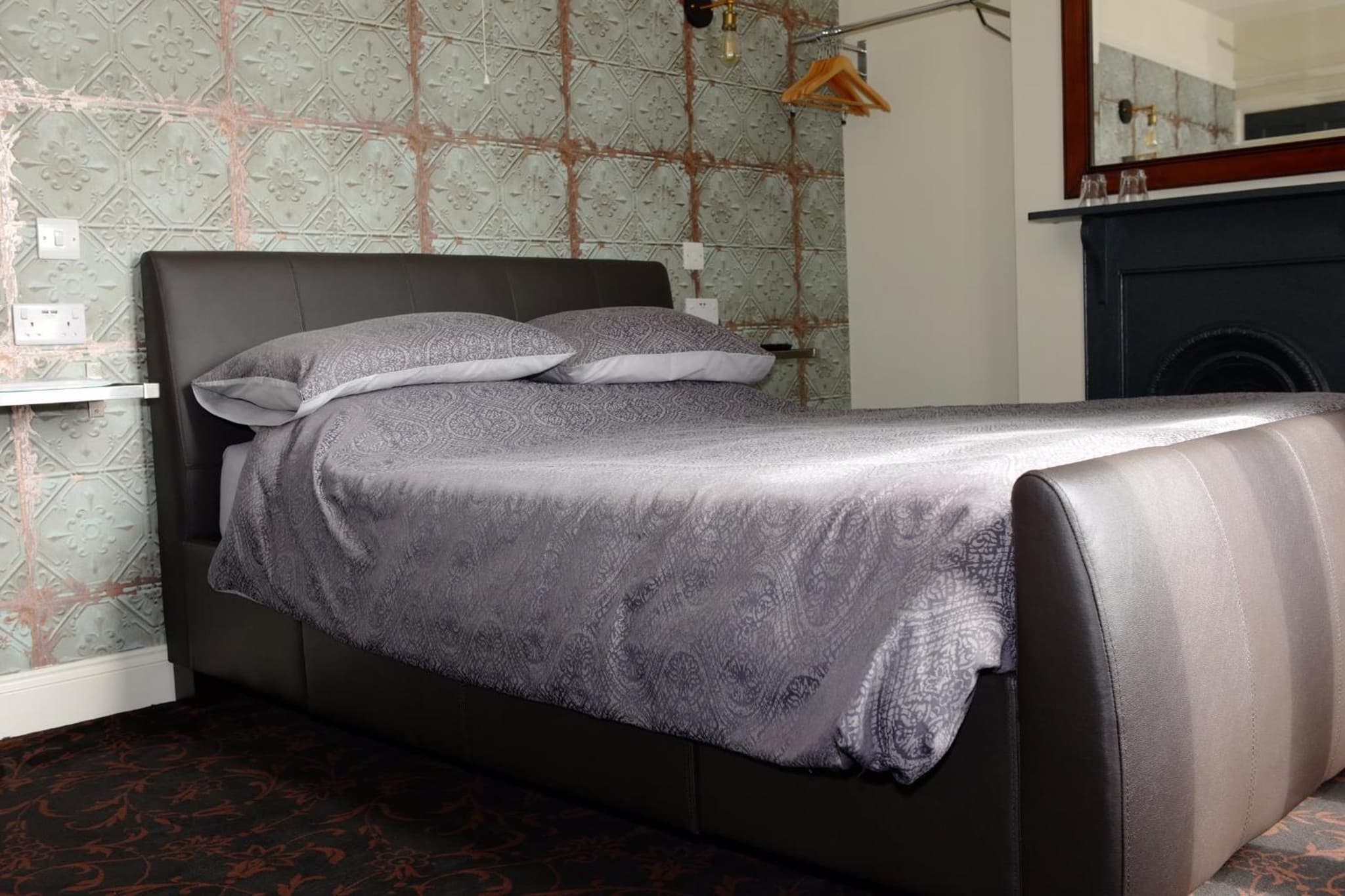 Bedlam House photo 2
