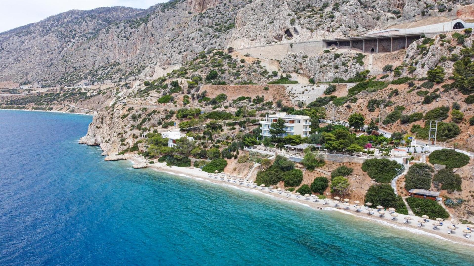 Cokkinis Hotel