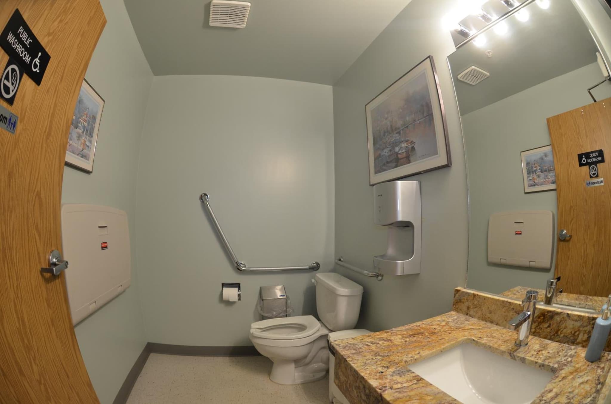 Days Inn by Wyndham Taber photo 8
