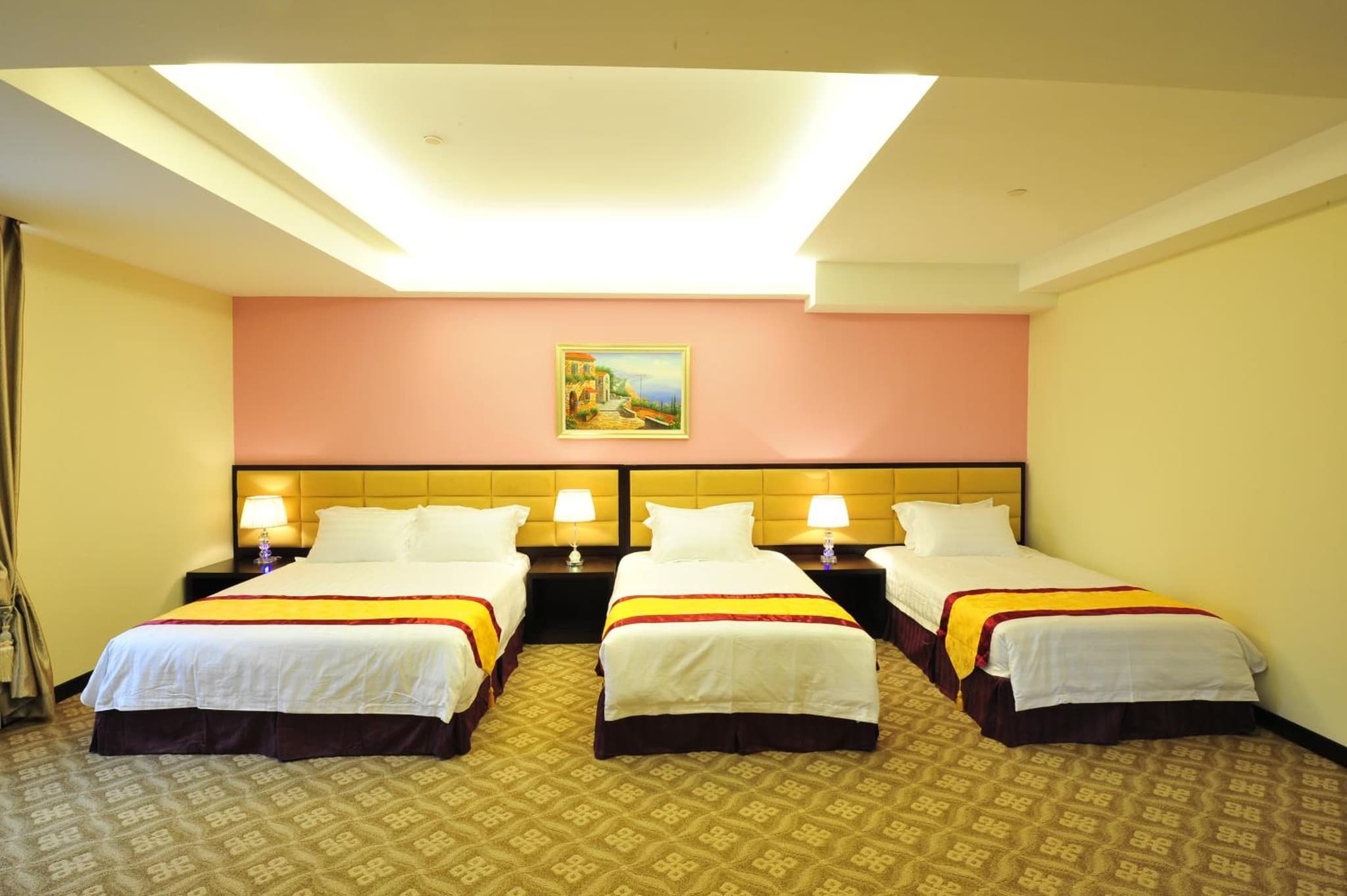 Hallmark Crown Hotel photo 7