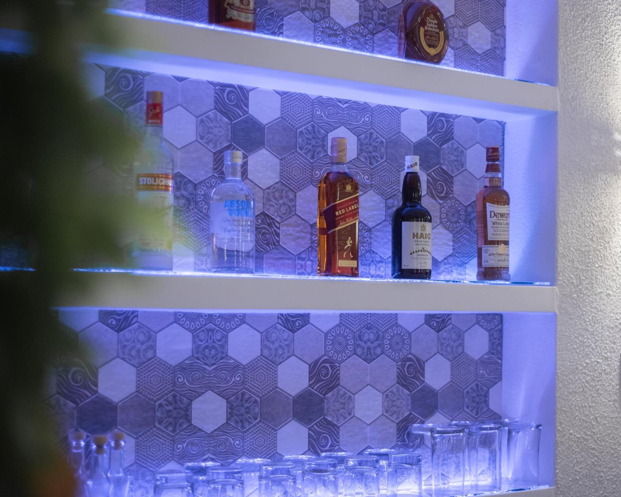 bar