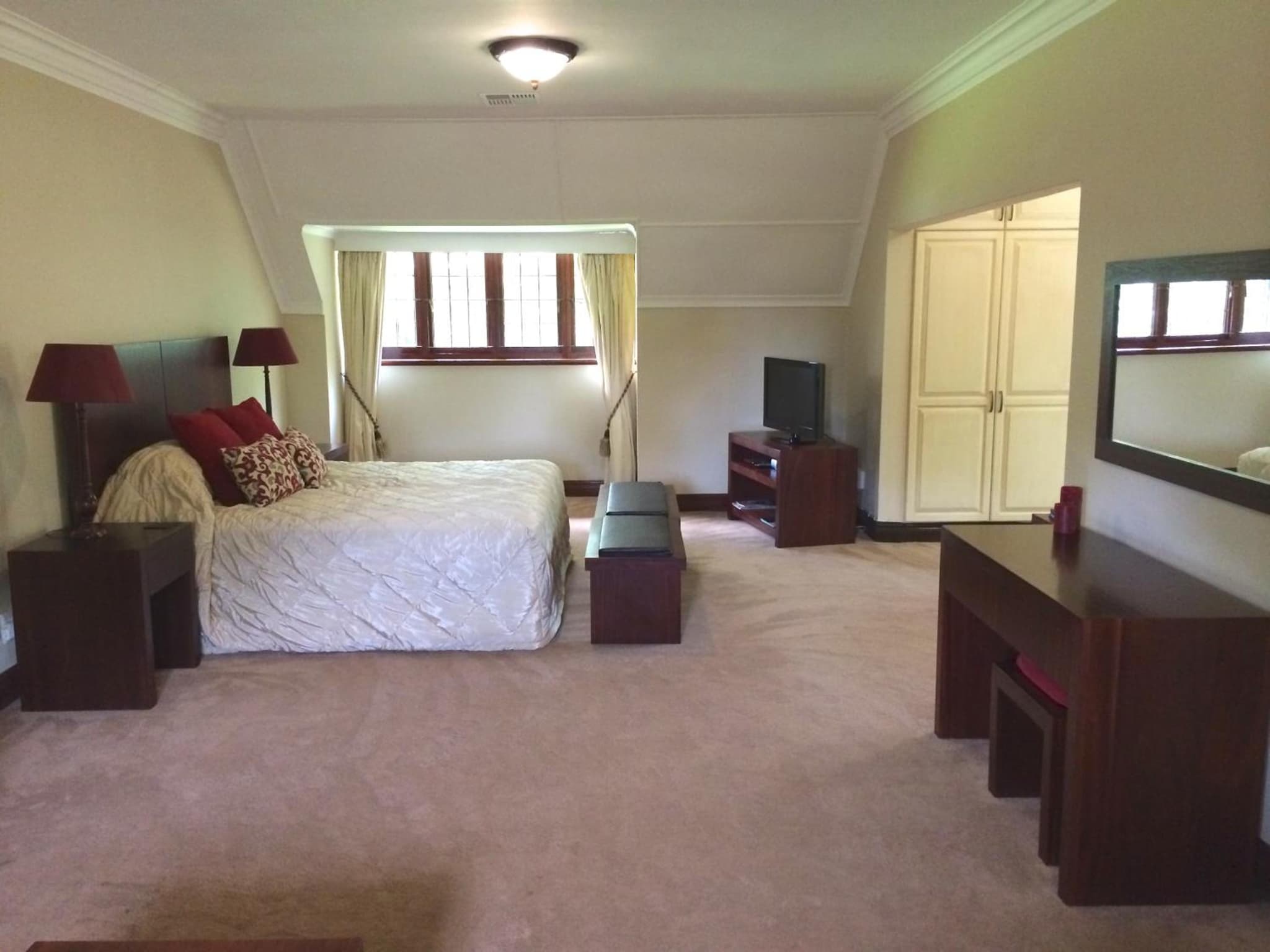 Eagle Wind Manor photo 8