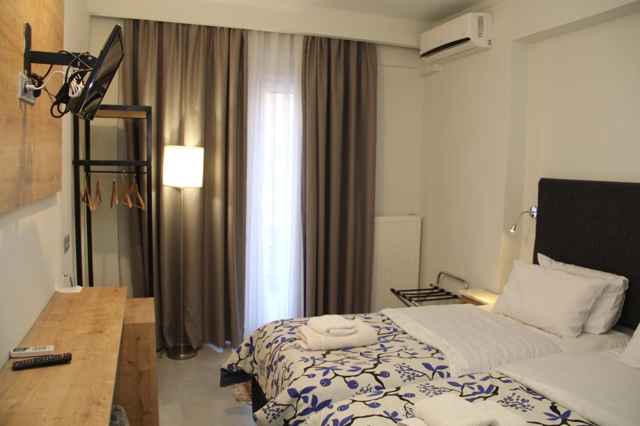 Alexiou Hotel photo 6