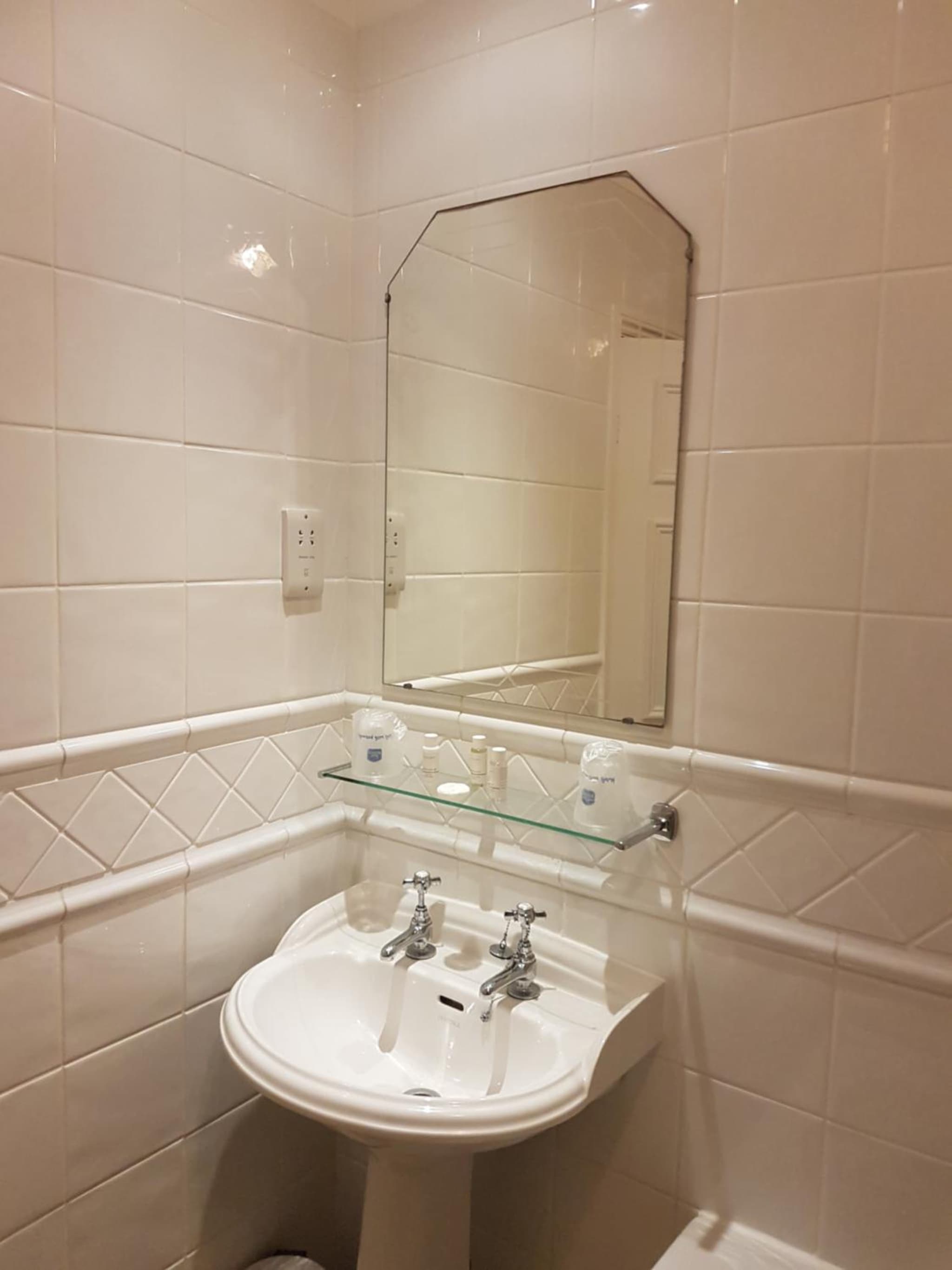 The Vine Hotel, Skegness photo 9
