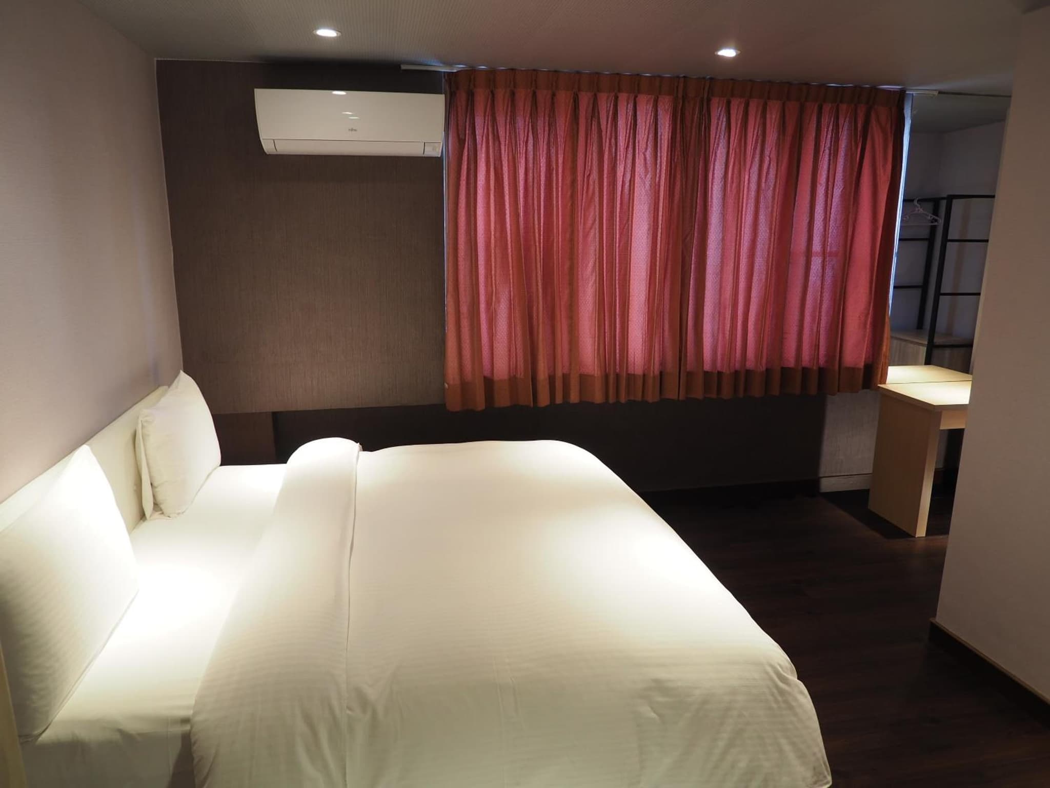 Day Chen Hotel photo 2