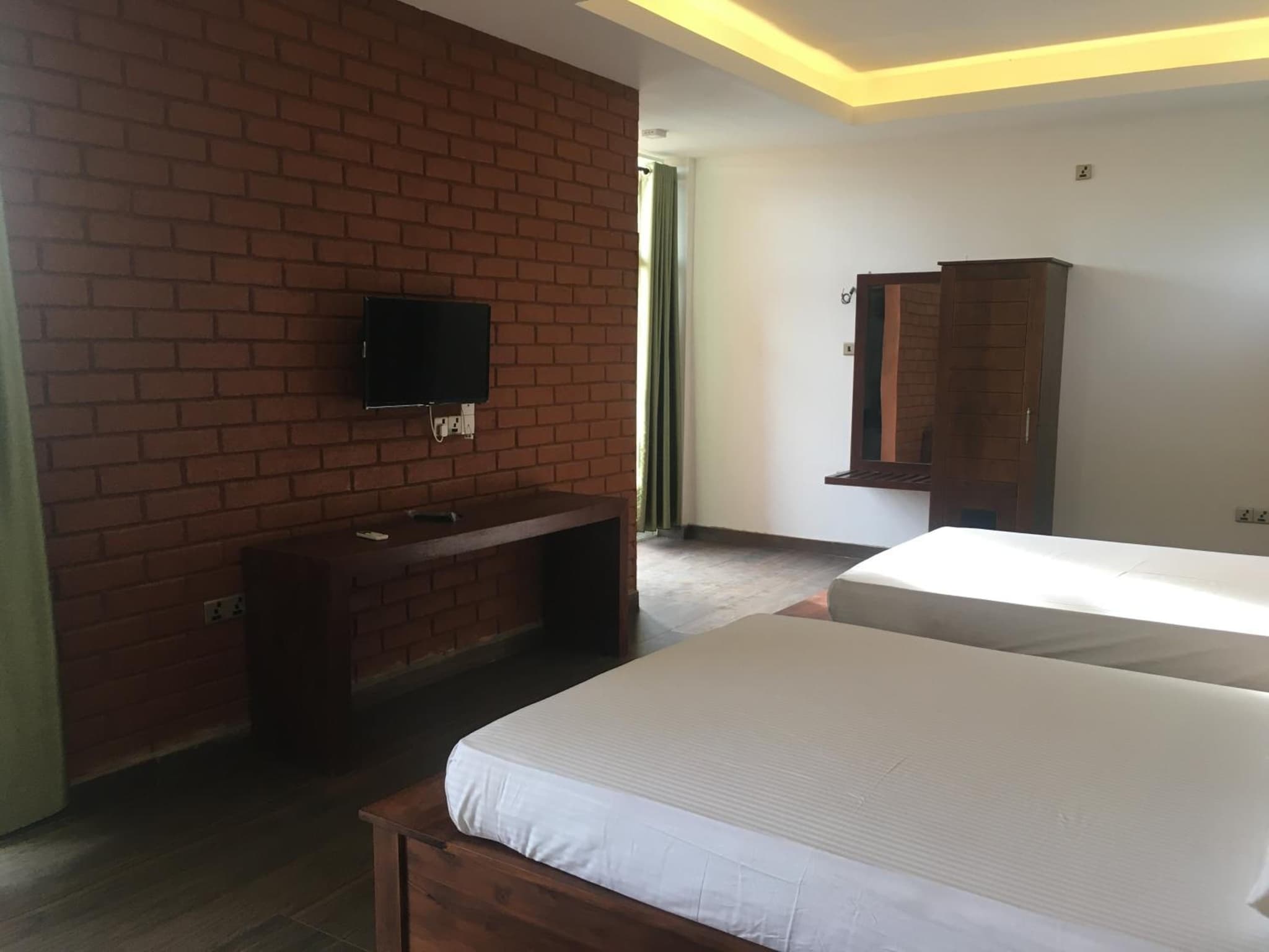 Monaara Leisure - Anuradhapura photo 7