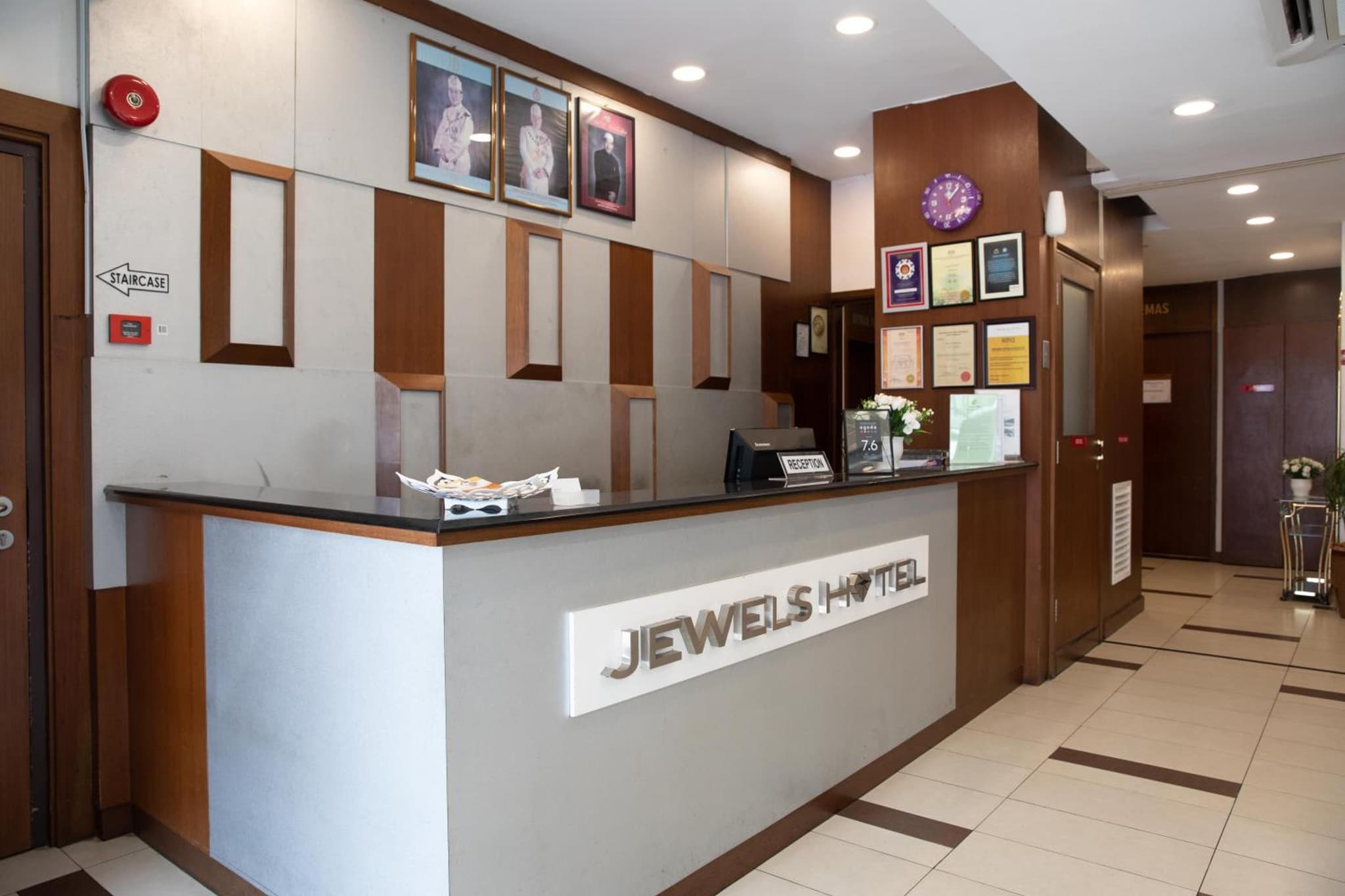 Jewels Hotel photo 7