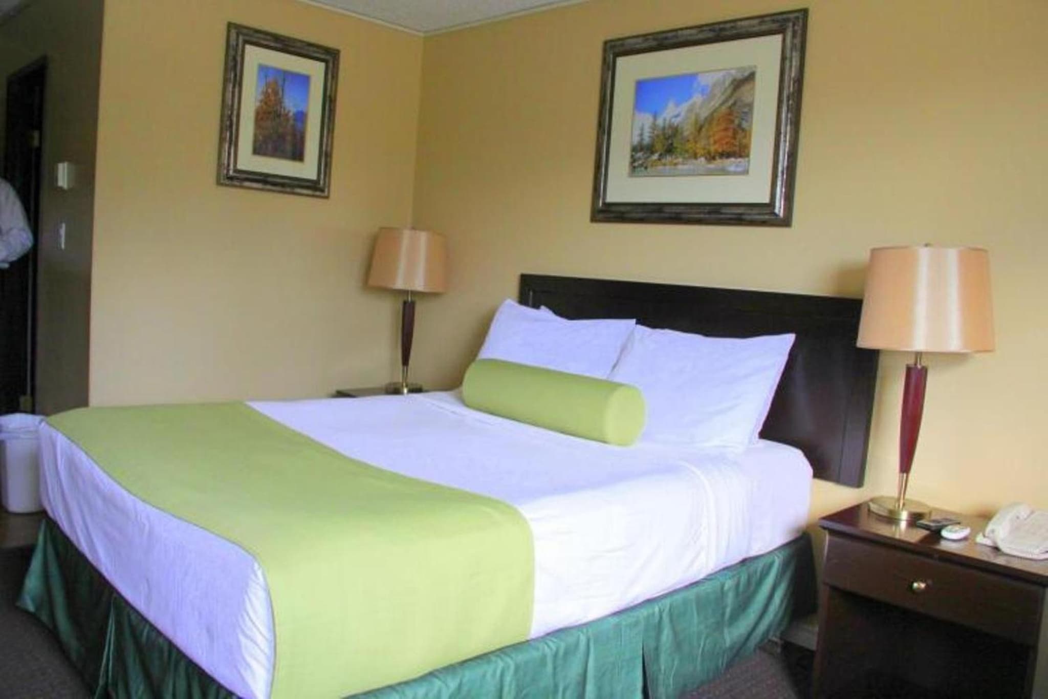 Acorn Motel photo 8