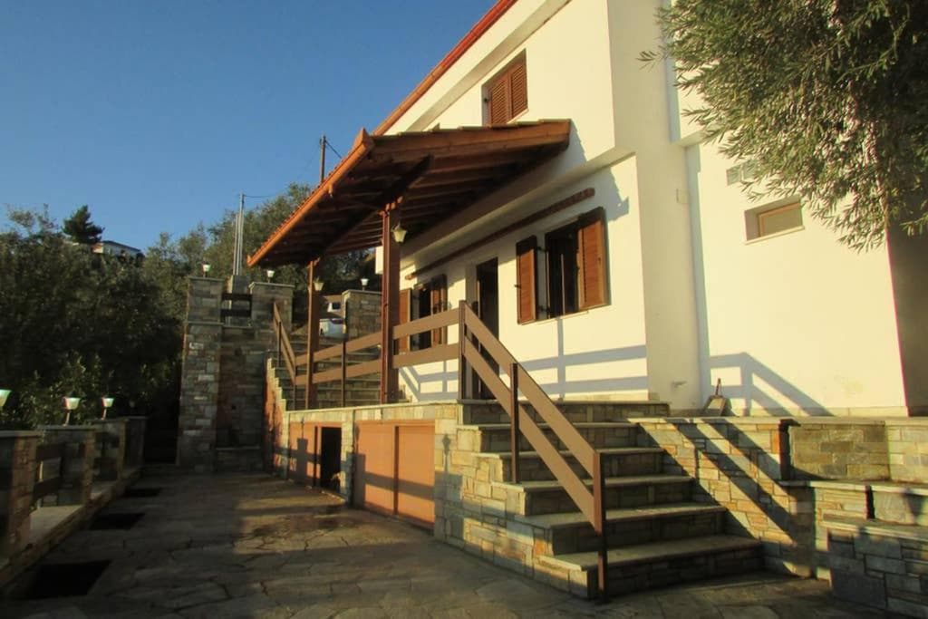 Το Σπιτι με την Σπηλιά photo 2