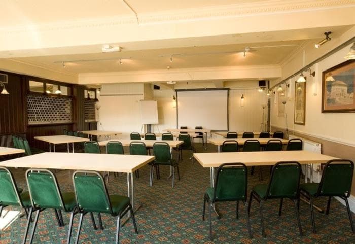 Raven Hotel by Greene King Inns photo 5