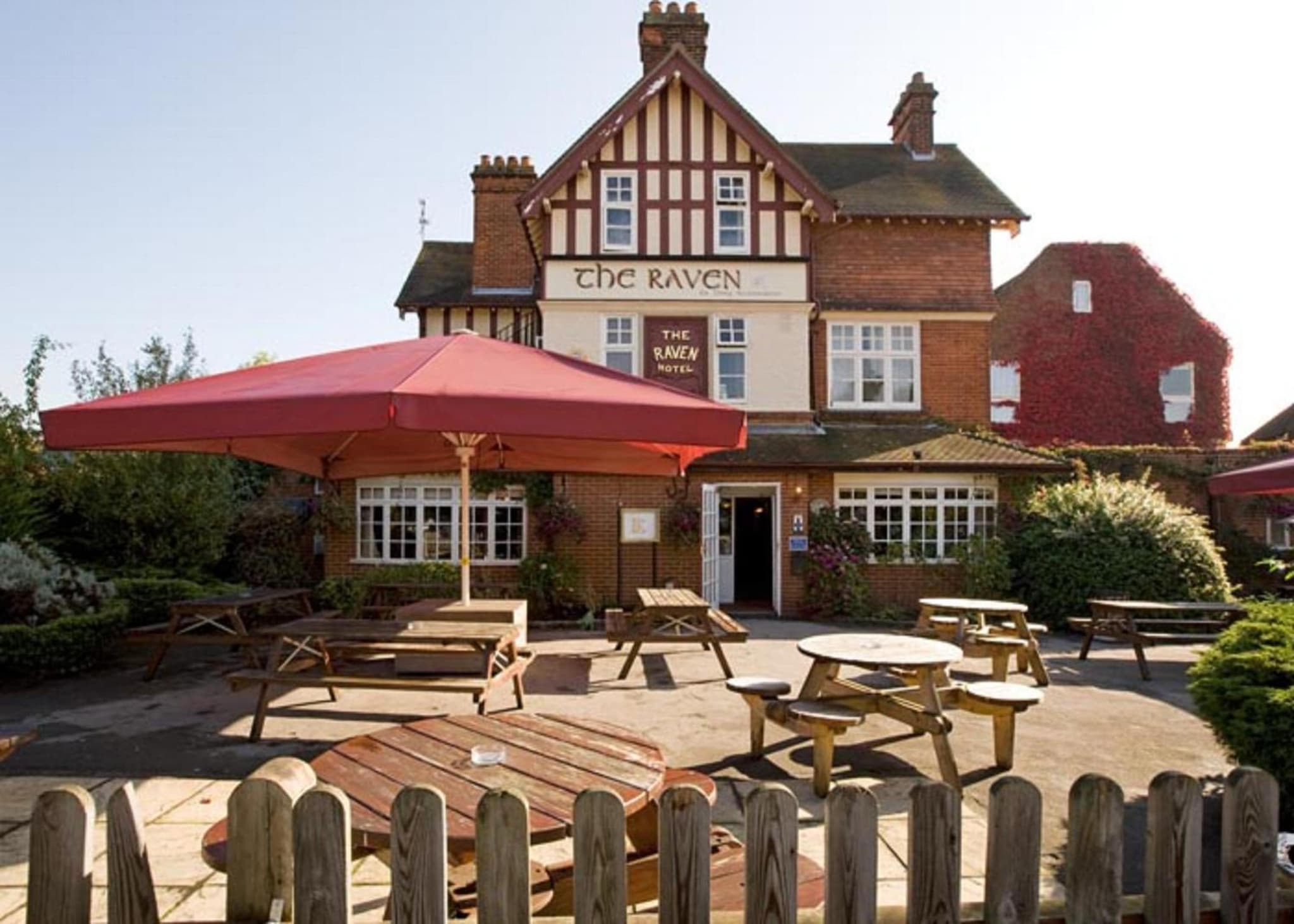 Raven Hotel by Greene King Inns photo 9
