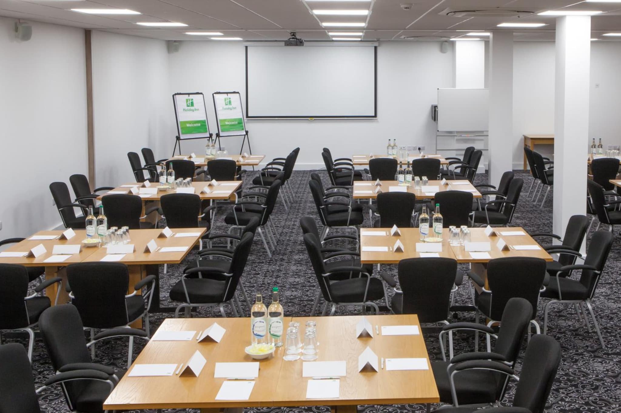 Holiday Inn Corby Kettering Hotel & Spa photo 3
