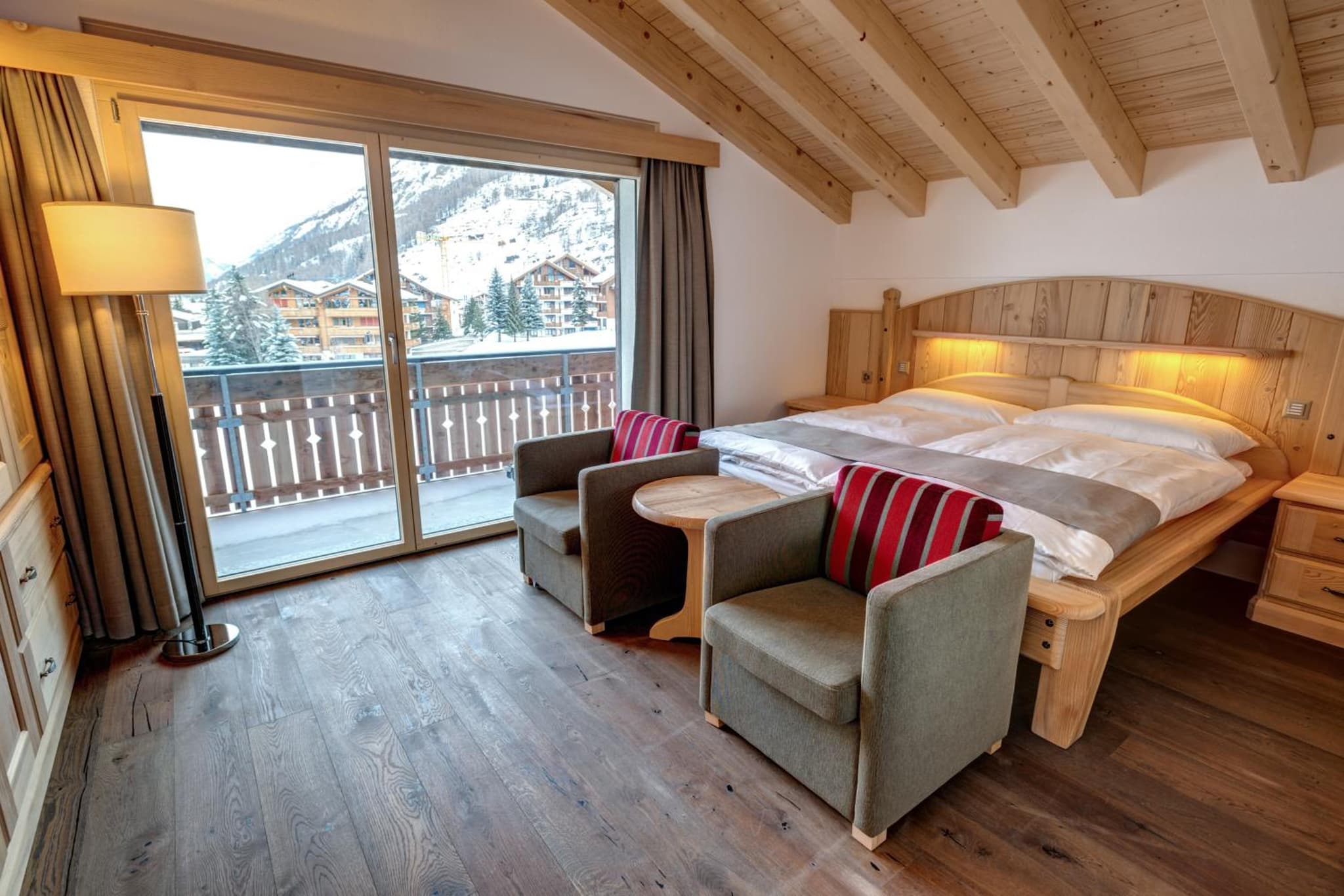 Hotel City photo 6